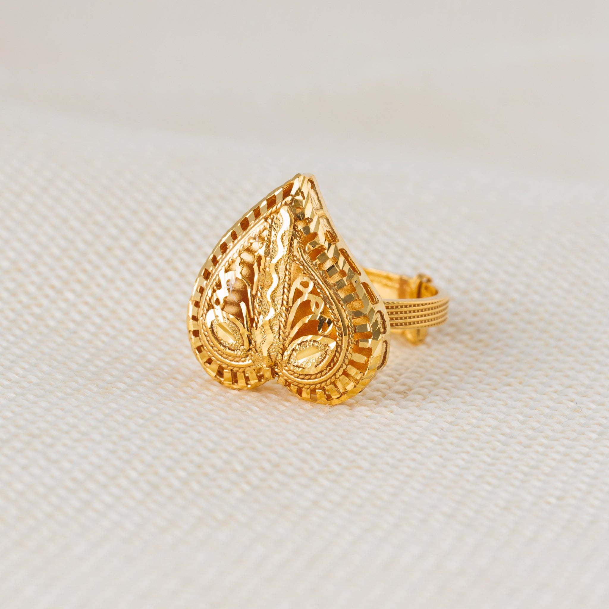 Traditional Ring (D83) - Silver 925 & Gold Plated