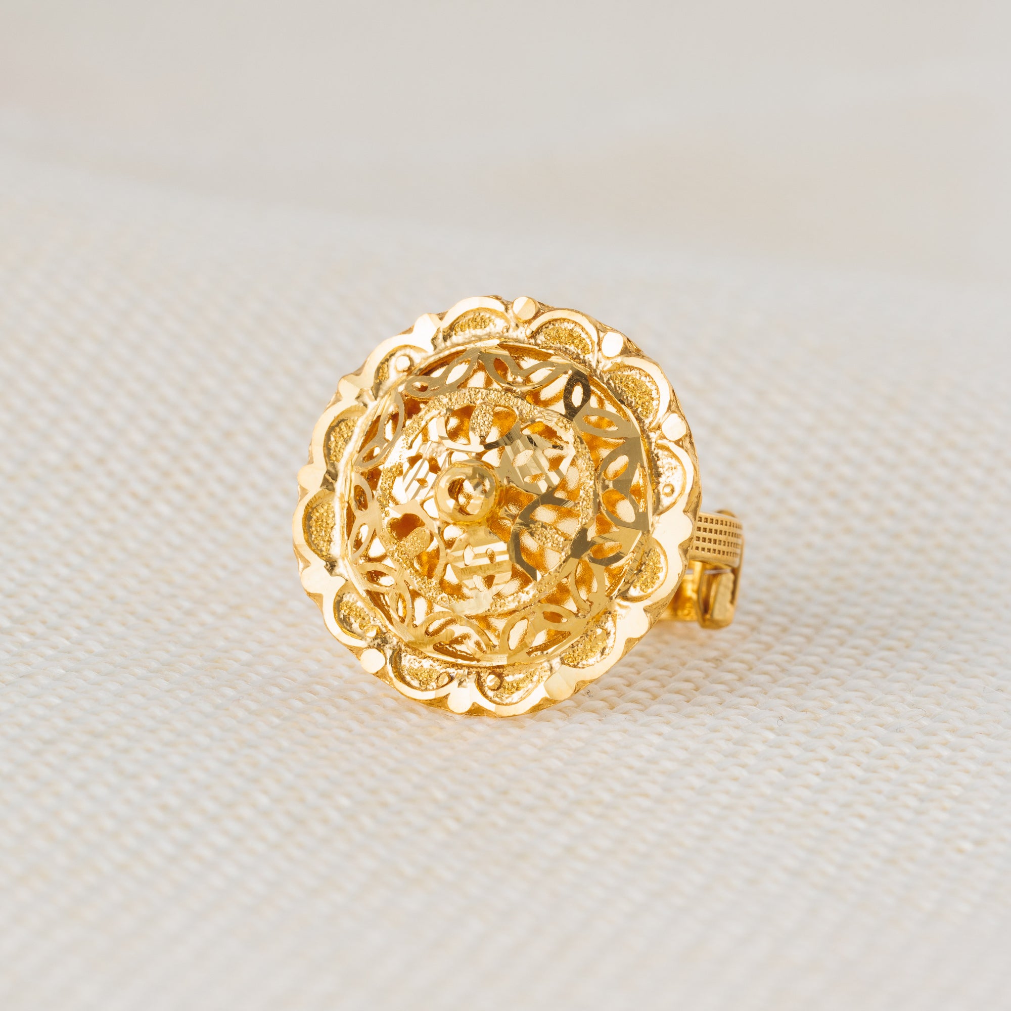 Traditional Ring (D41) - Silver 925 & Gold Plated