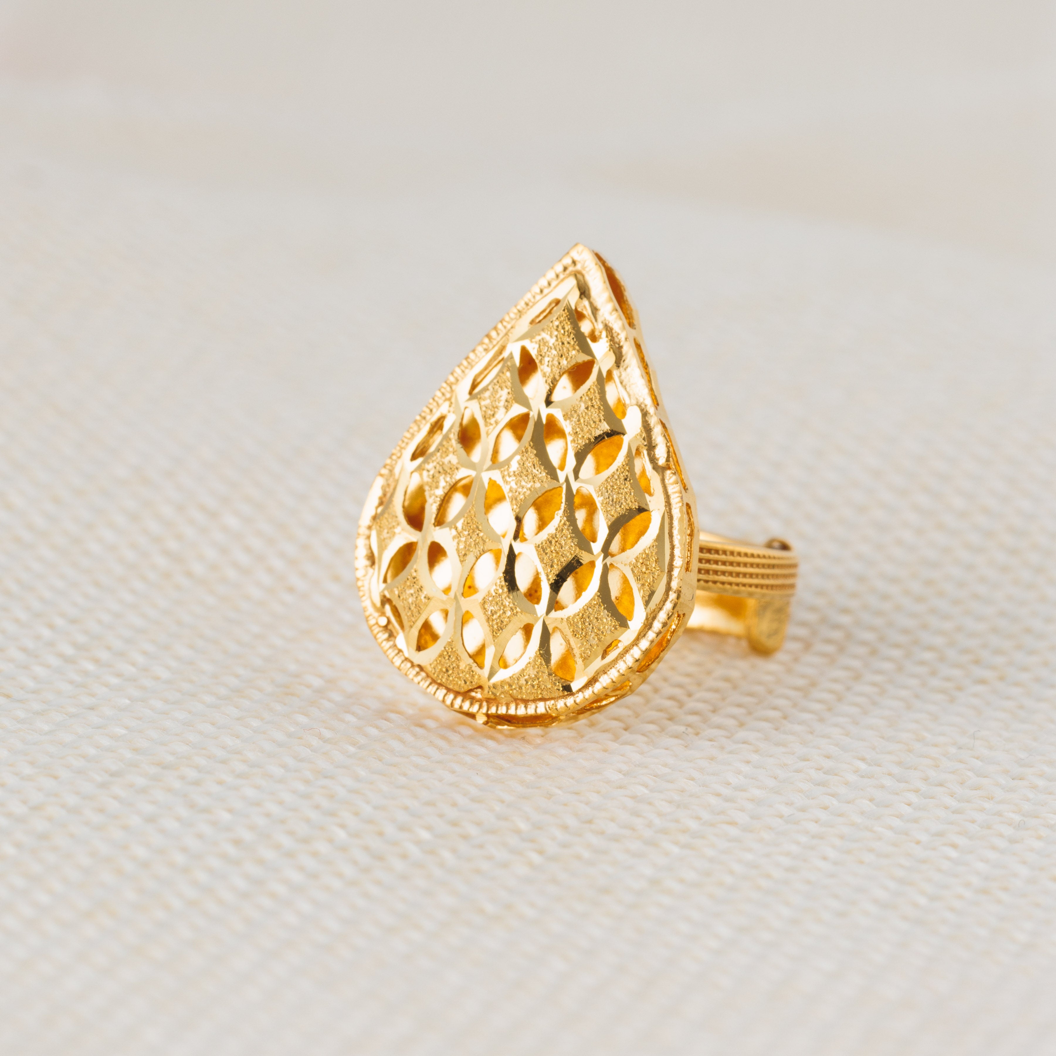 الخاتم التقليدي (D73) - Silver 925 و Gold Plated