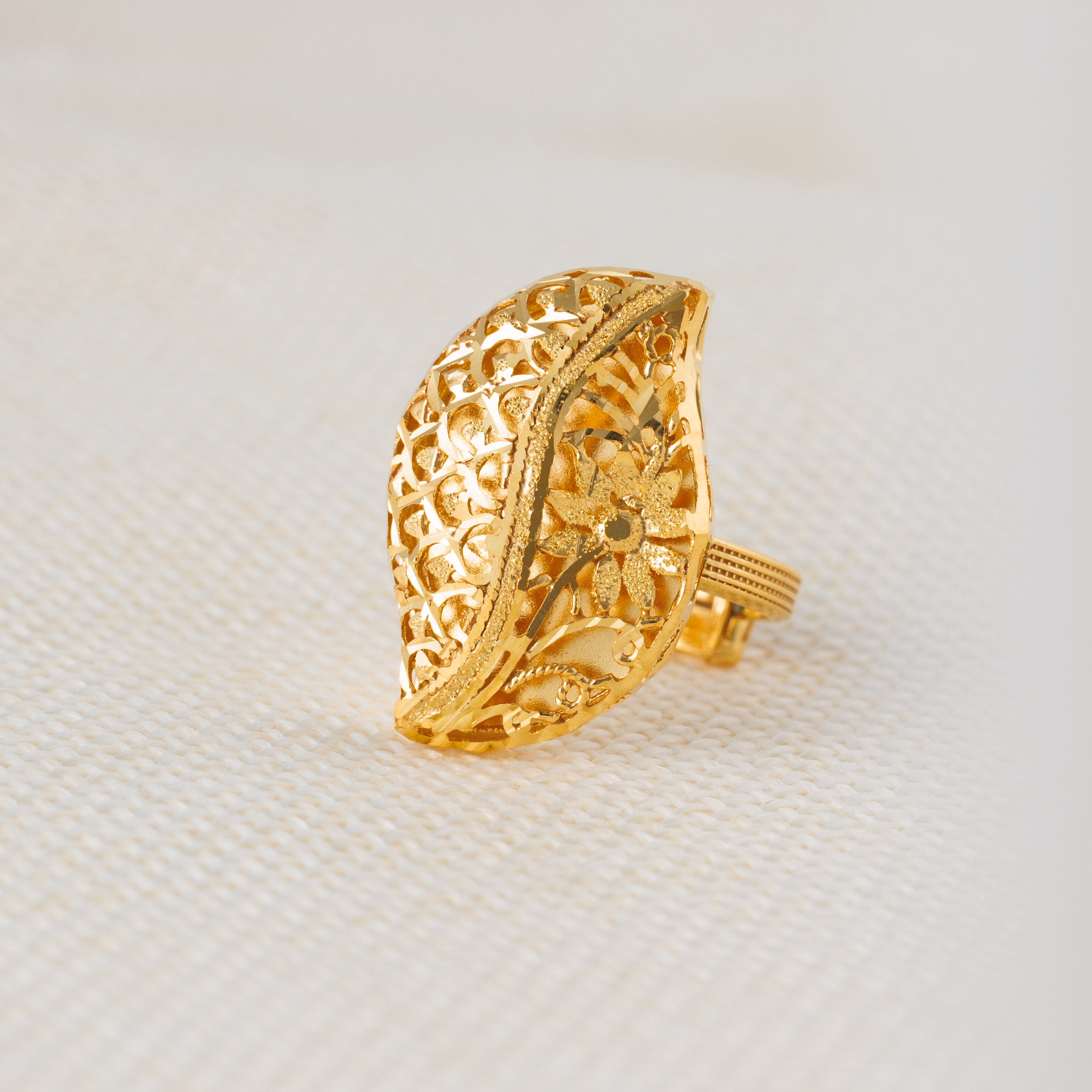 الخاتم التقليدي (D72) - Silver 925 و Gold Plated