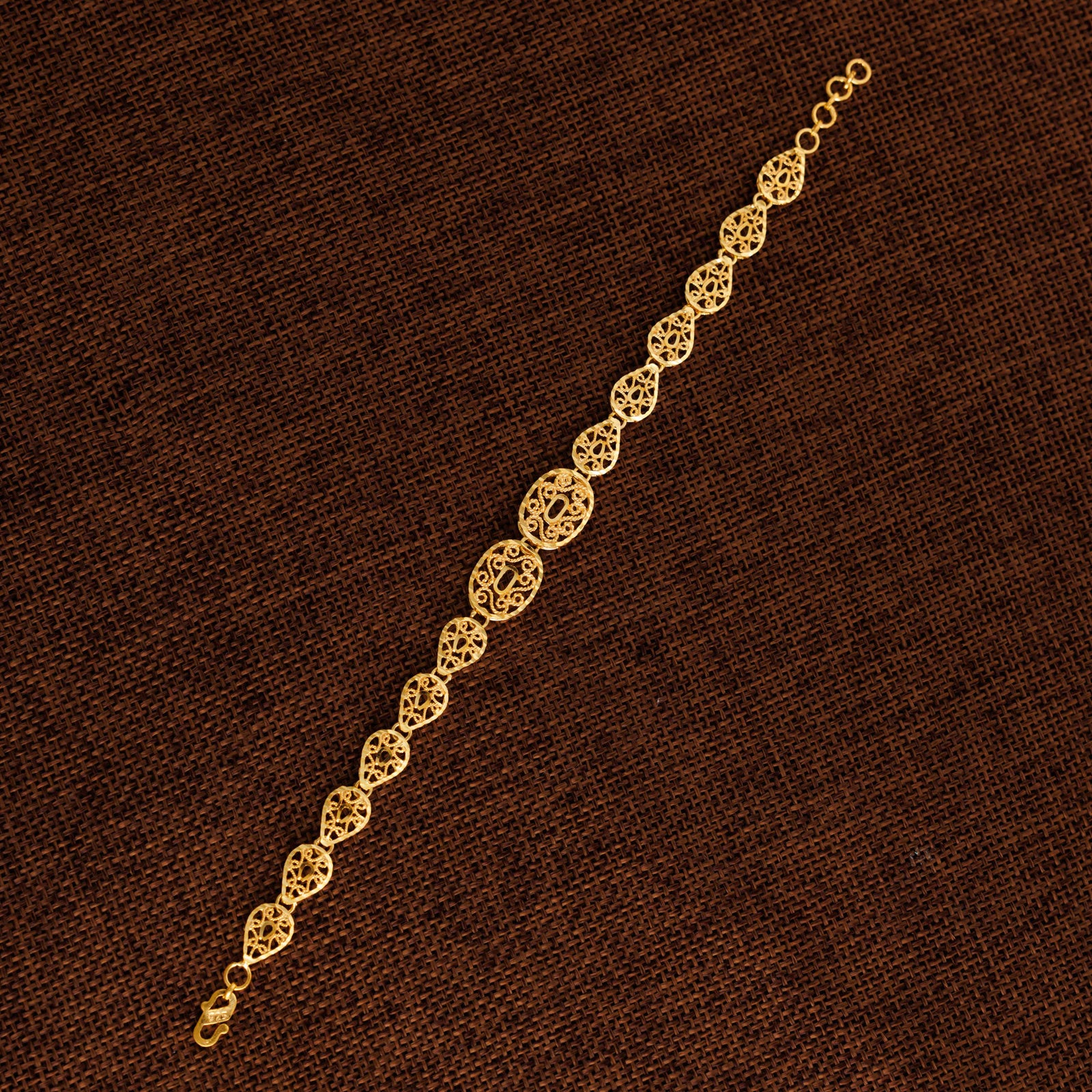 Casting Bracelet (D39) - Silver 925 & Gold Plated