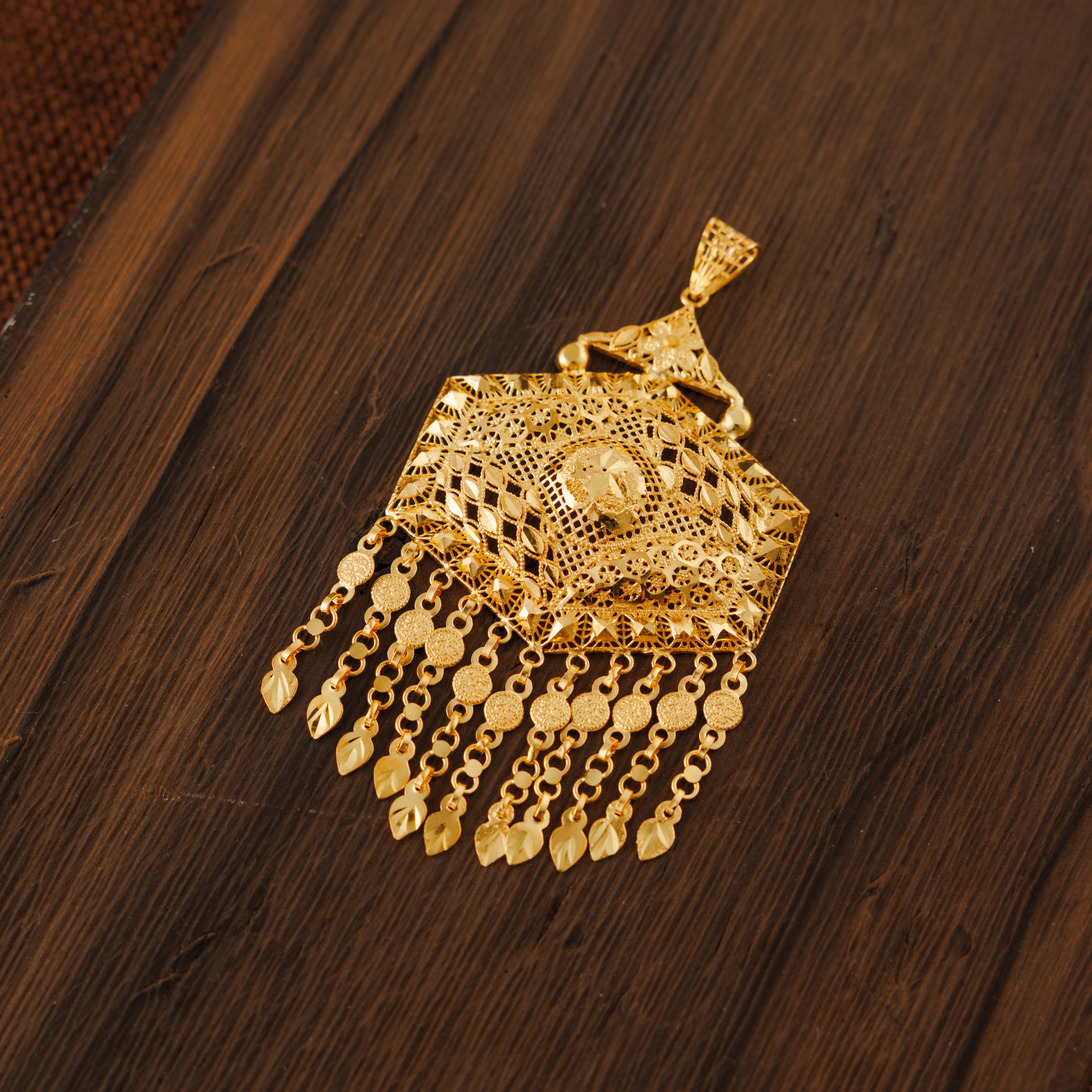 قلائد RP (D33) - فضة 925 مطلية بالذهب