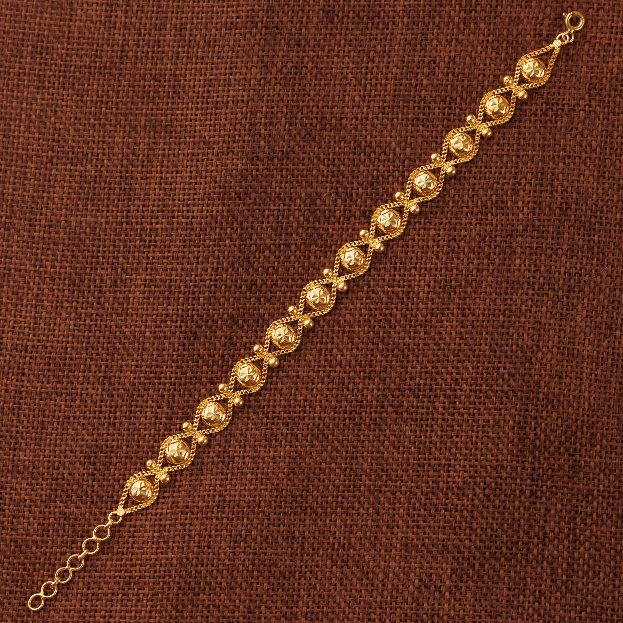 Dye cast & Chain Bracelet (D17) - Silver 925 & Gold Plated