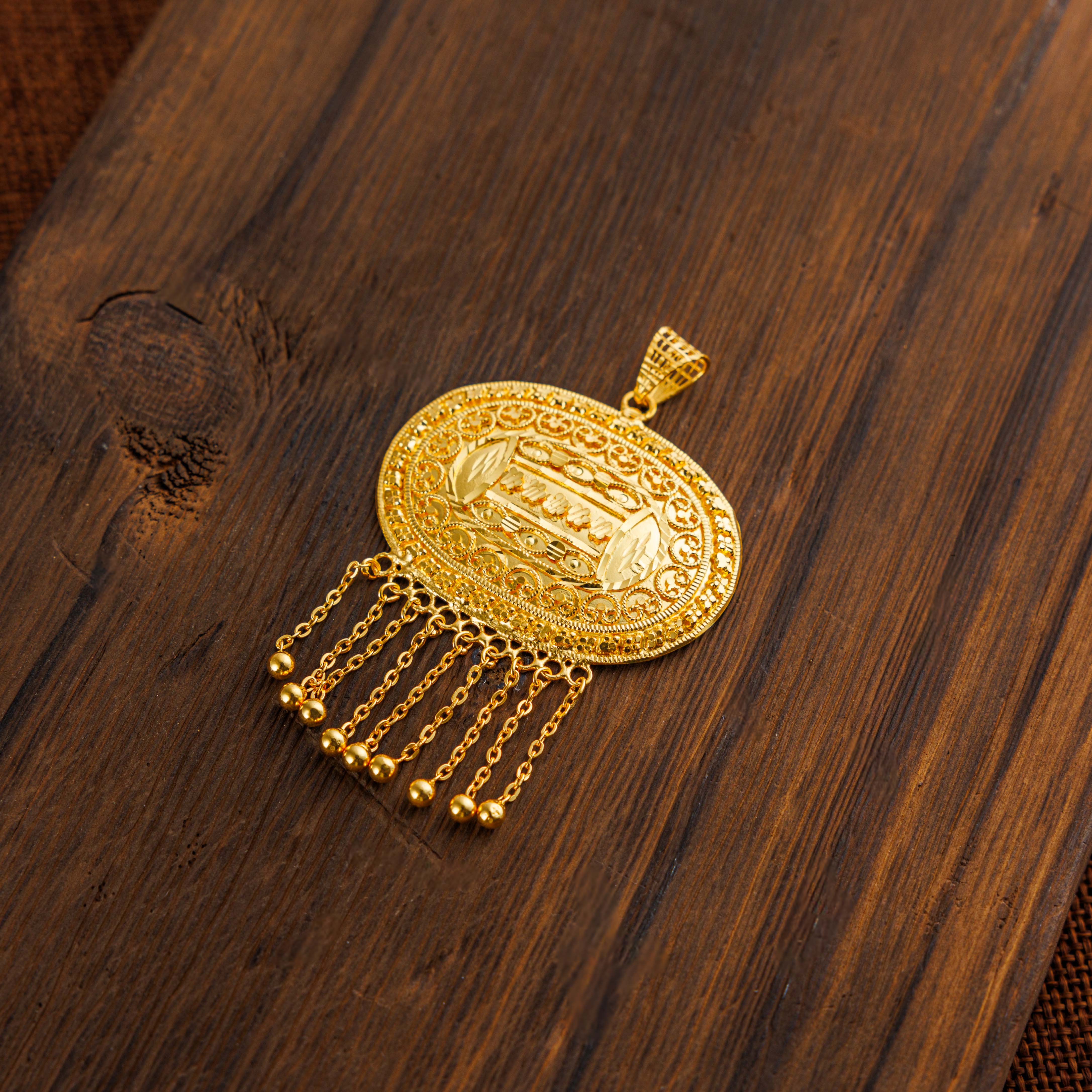 قلادات تقليدية (D45) - فضة 925 ومطلية بالذهب