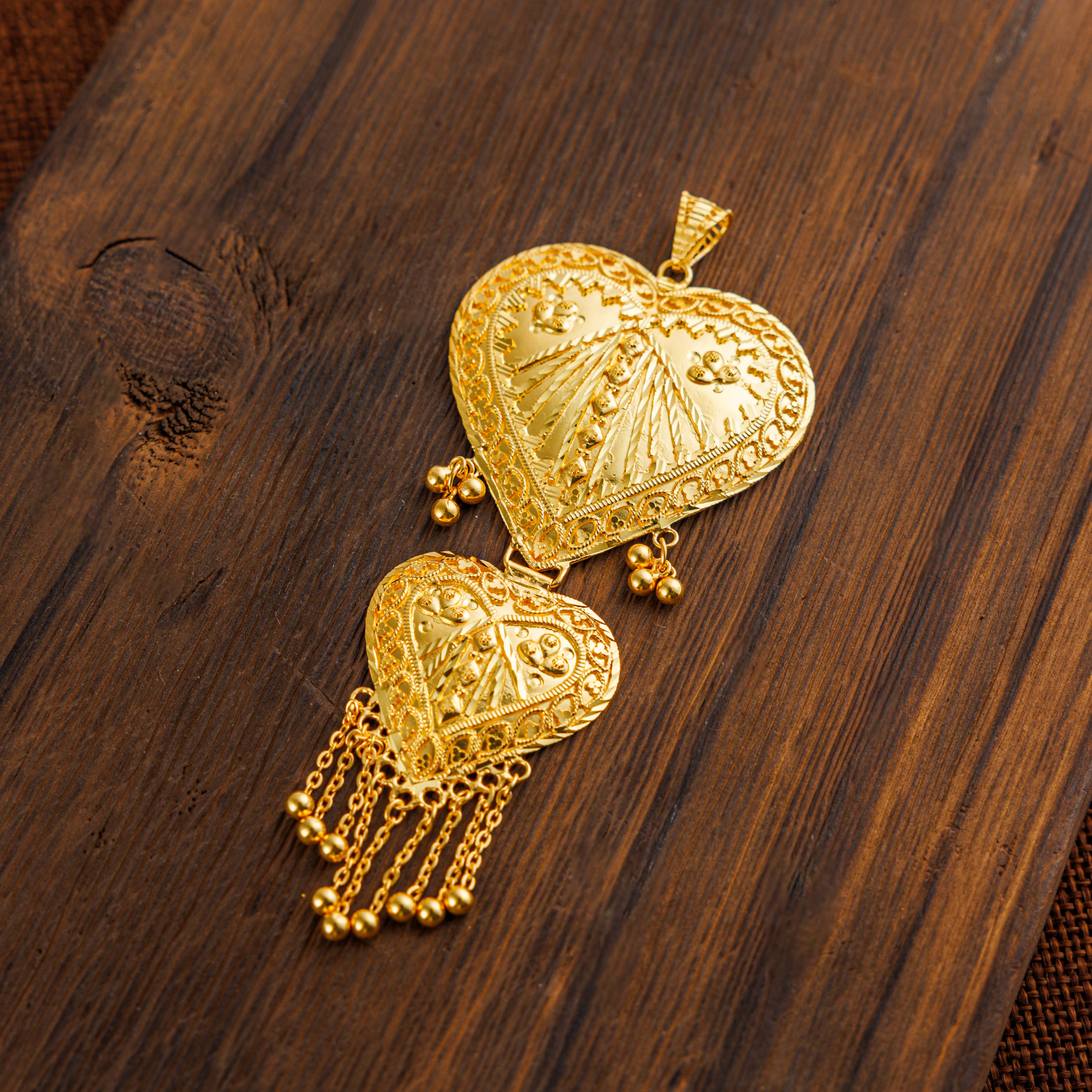 قلادات تقليدية (D43) - فضة 925 ومطلية بالذهب