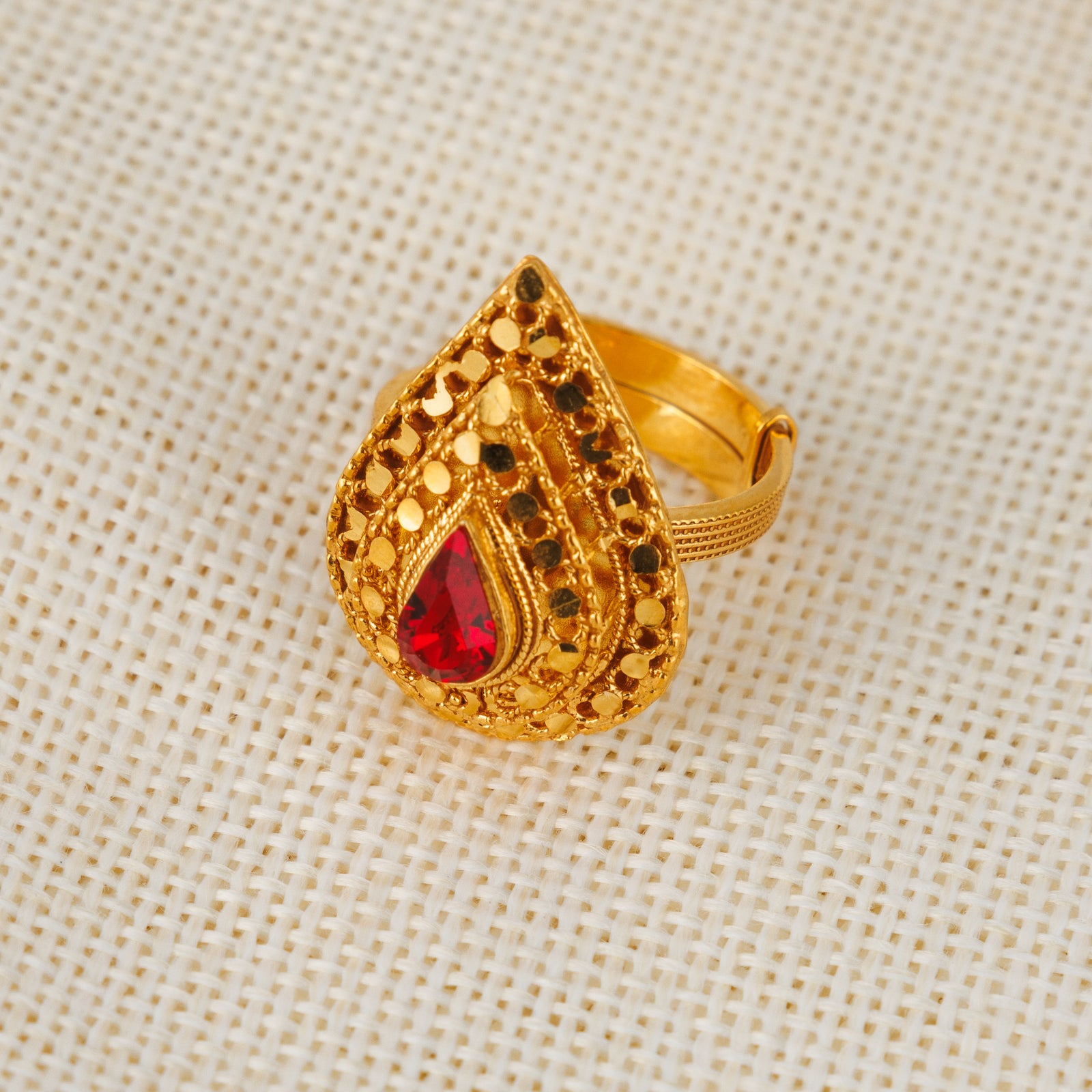 Drop Shape Stone Ring (D2) - Silver 925 & Gold Plated