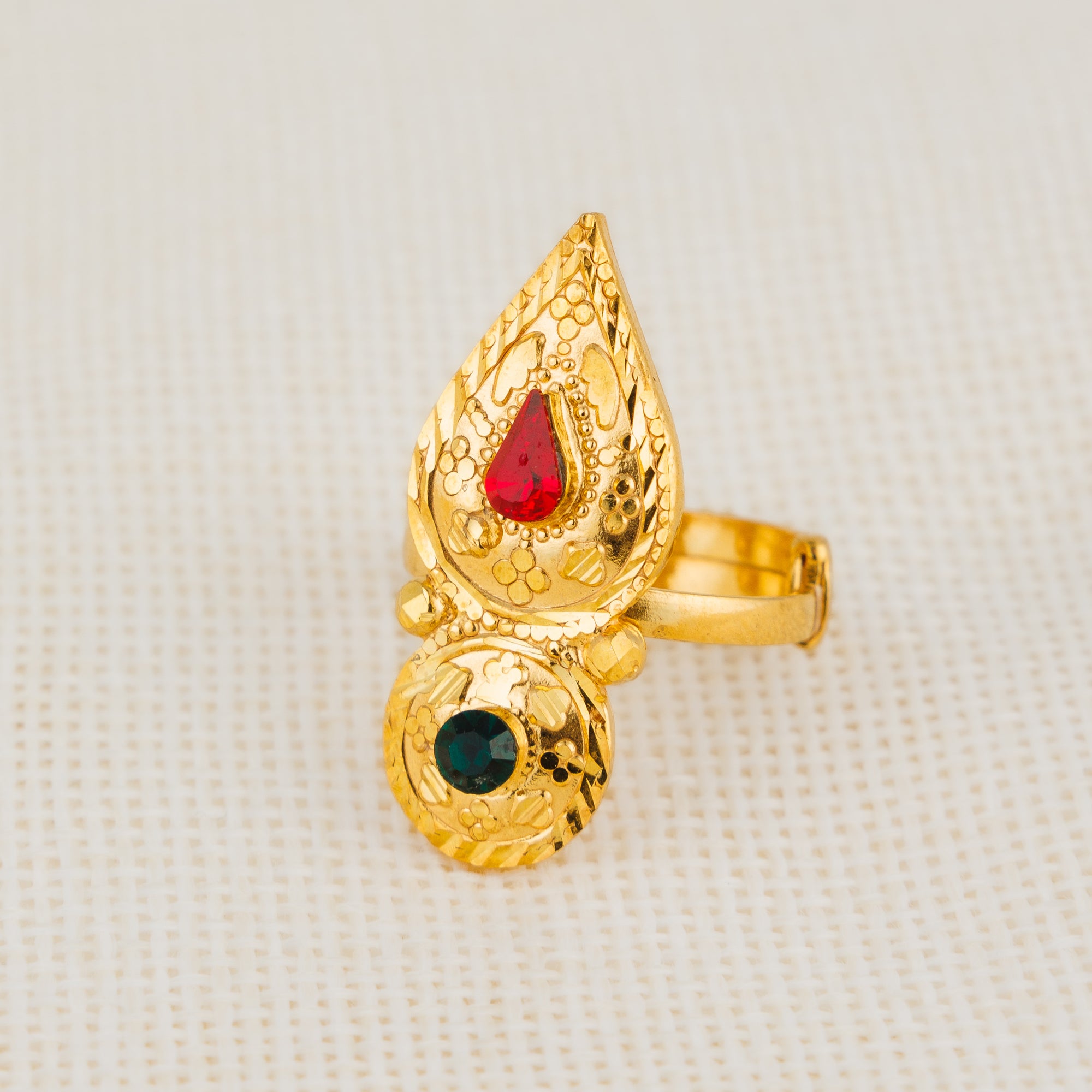 Shawahid Ring (D9) - Silver 925 & Gold Plated