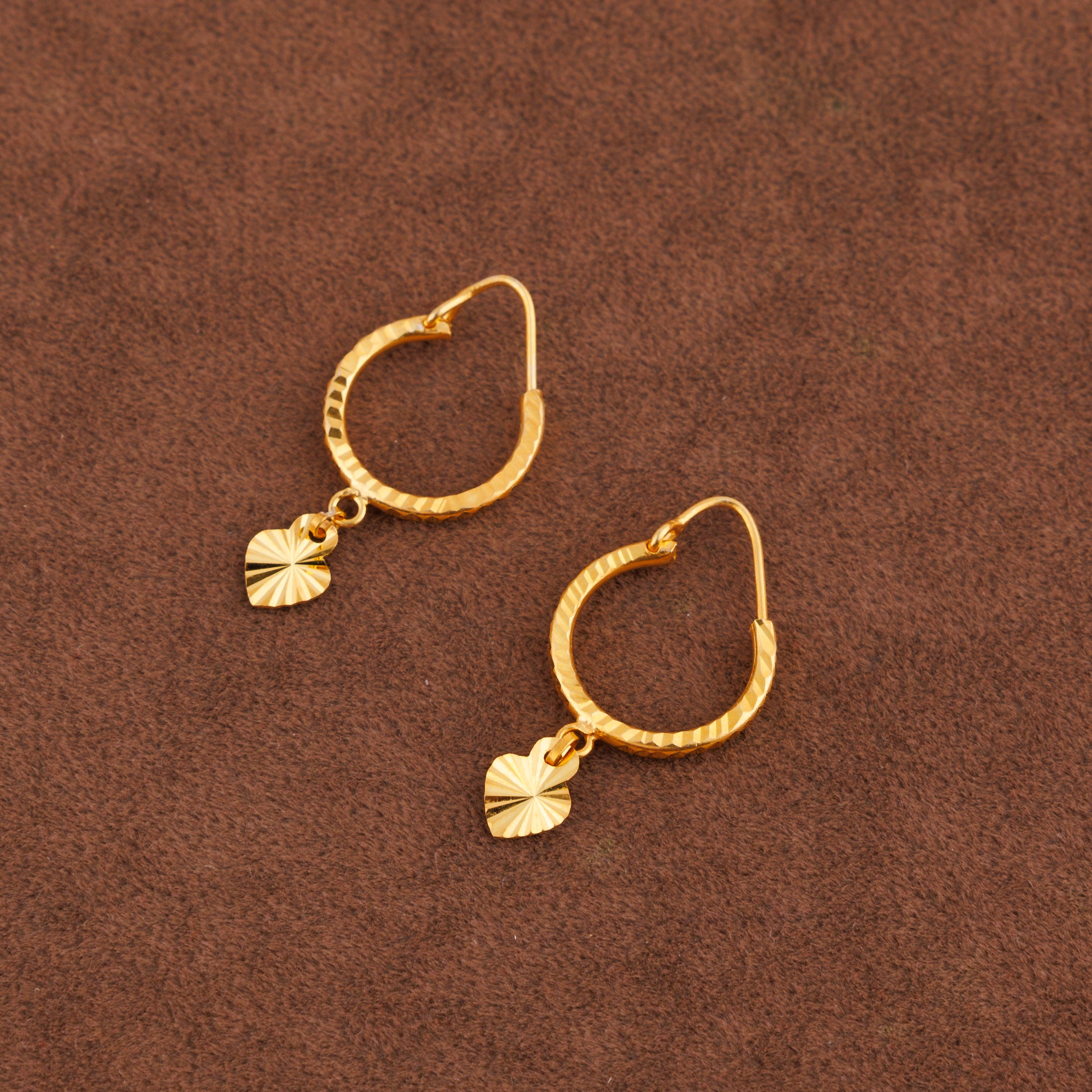 أقراط حلقية