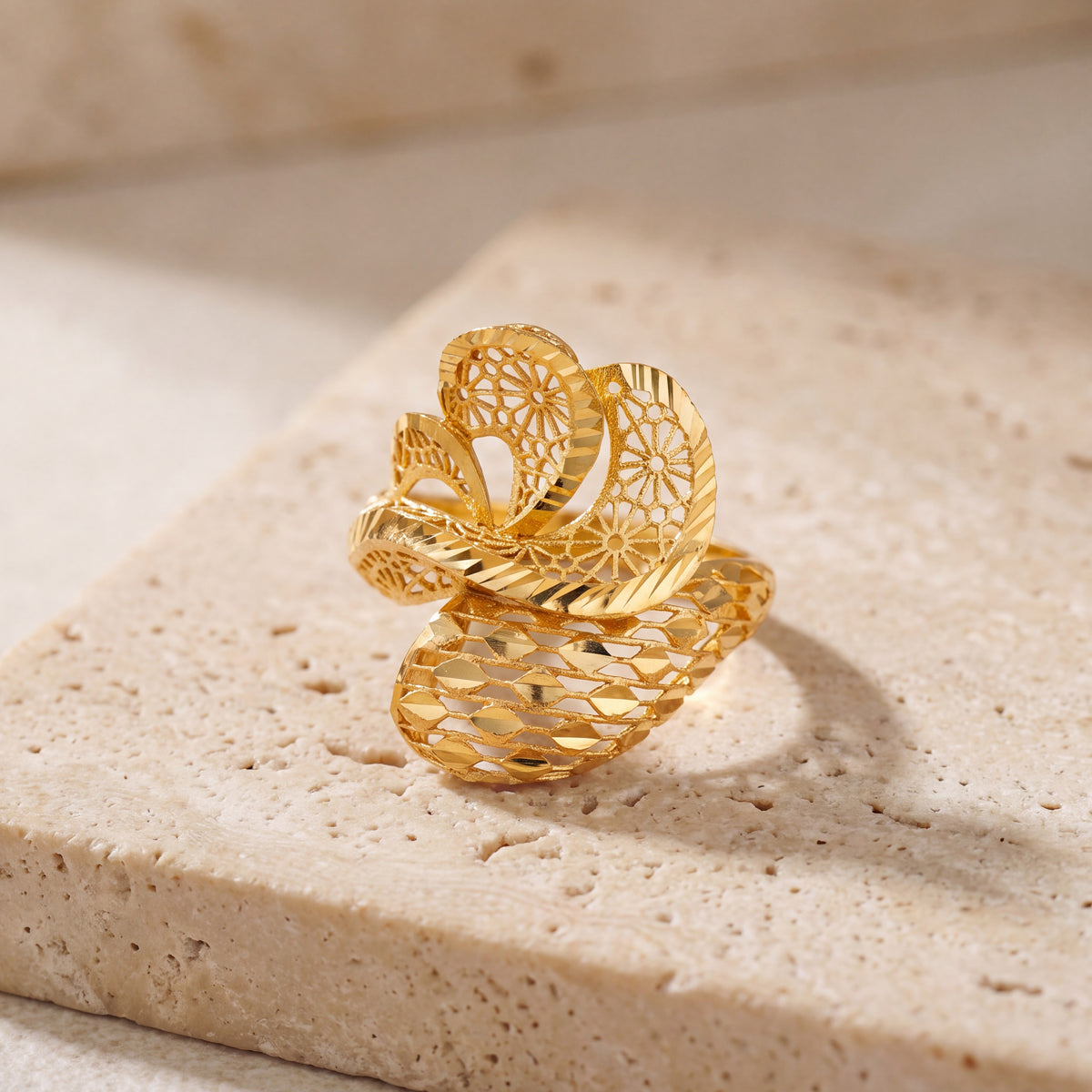 3D RP Rings (D129) on travertine