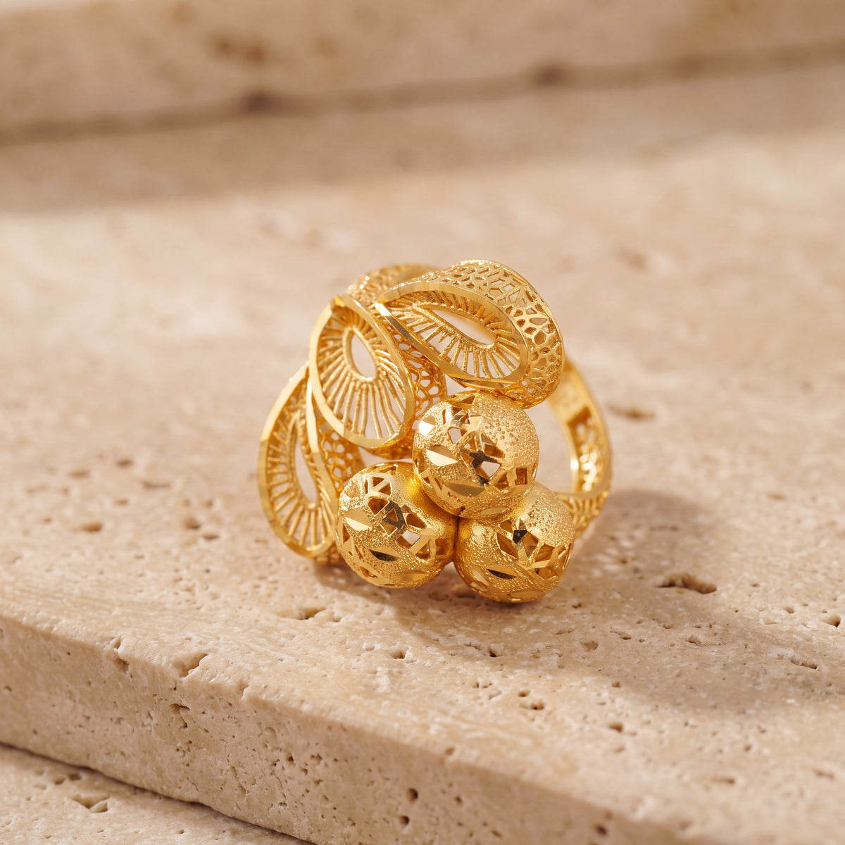 3D RP Rings (D147) on travertine