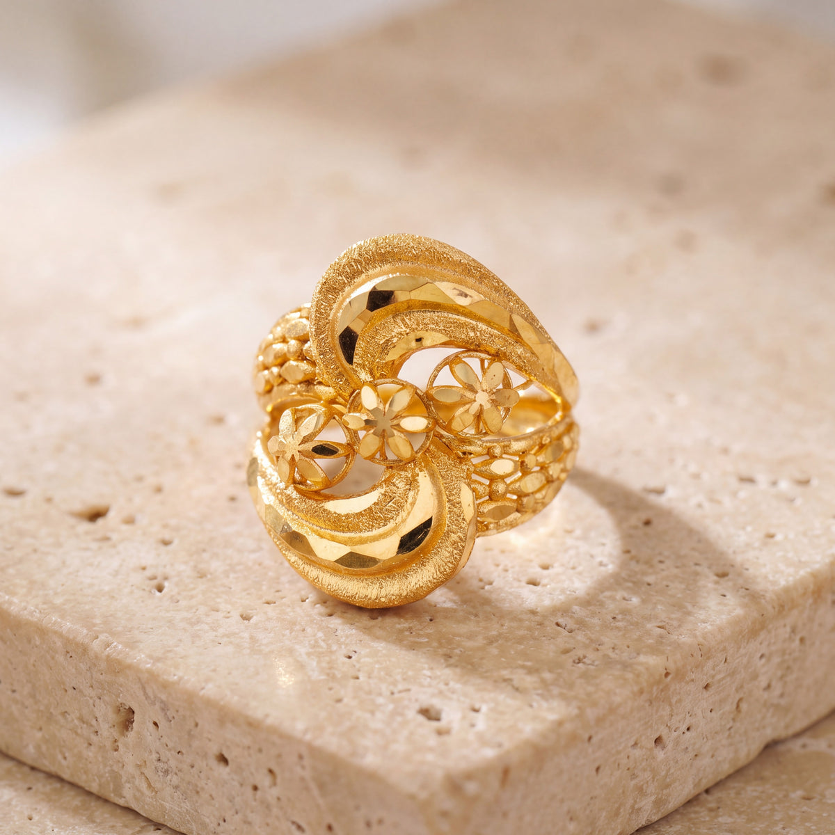 3D RP Rings (D178) on travertine