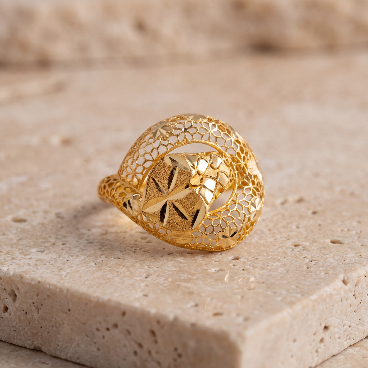 3D RP Rings (D19) on travertine