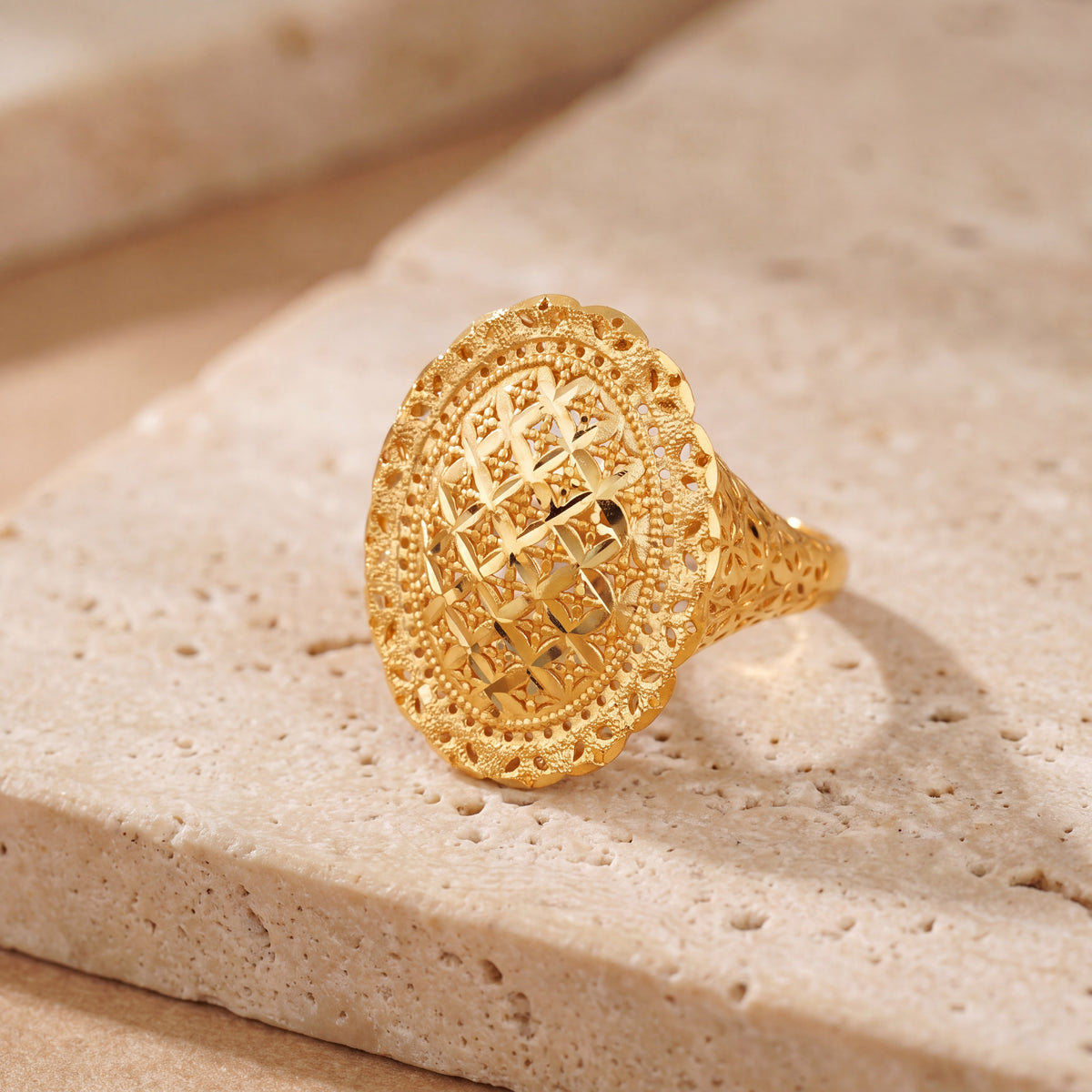 3D RP Rings (D202) on travertine