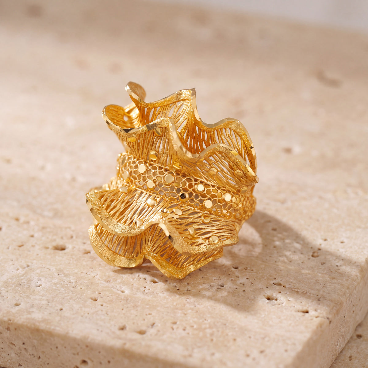3D RP Rings (D240) on travertine