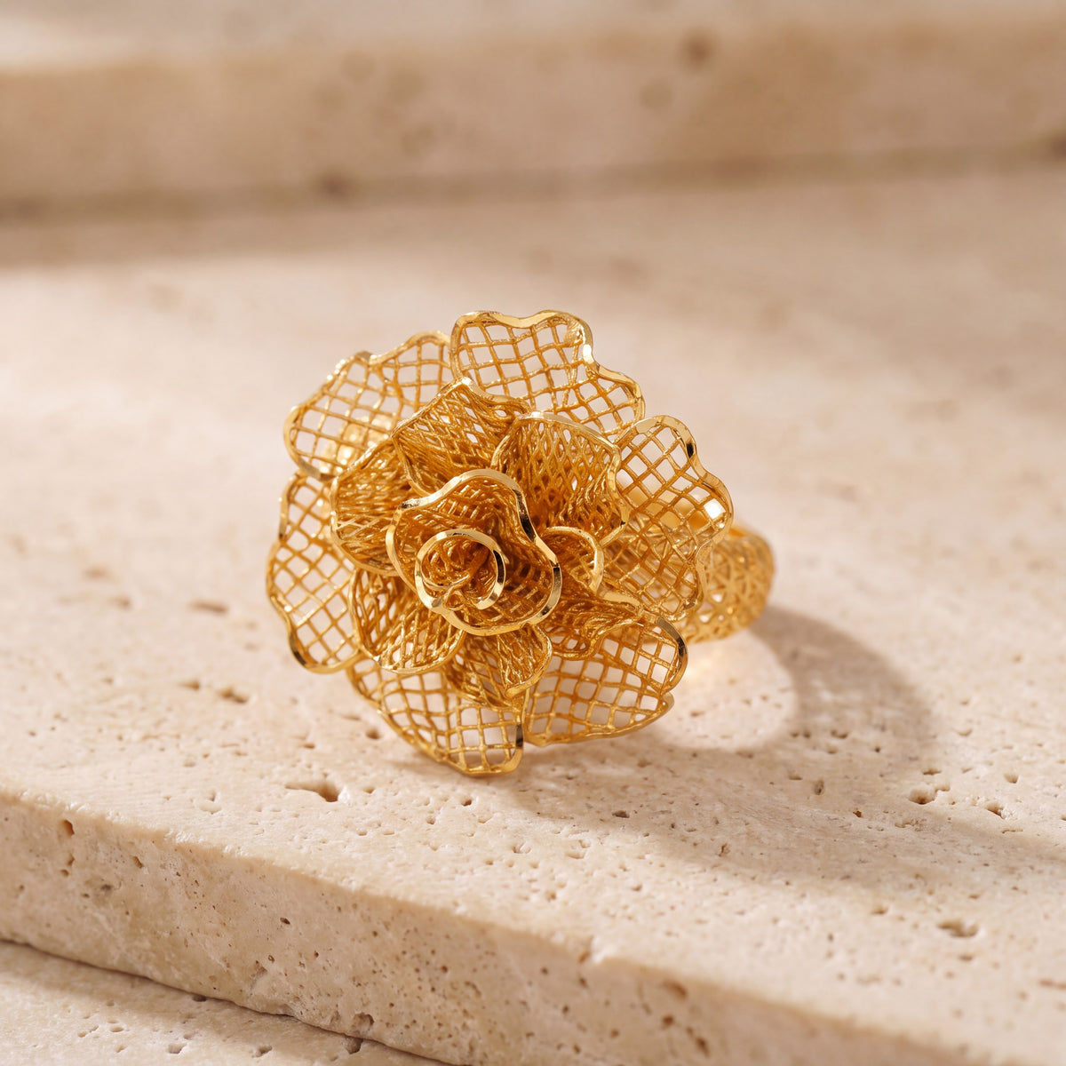 3D RP Rings (D265) on travertine