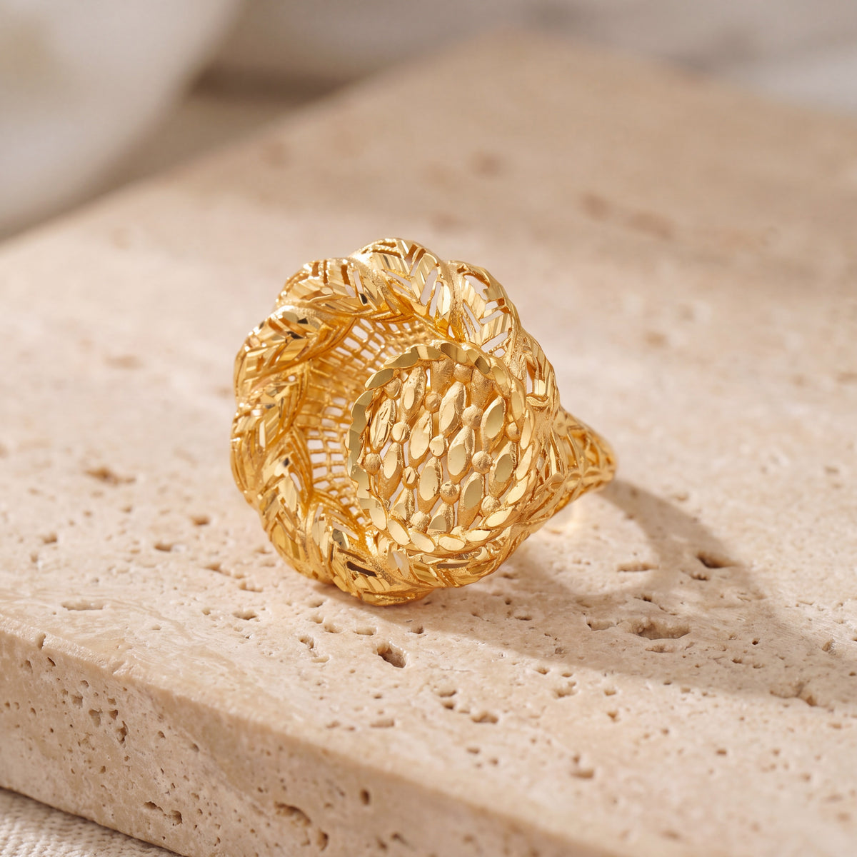 3D RP Rings (D284) on travertine
