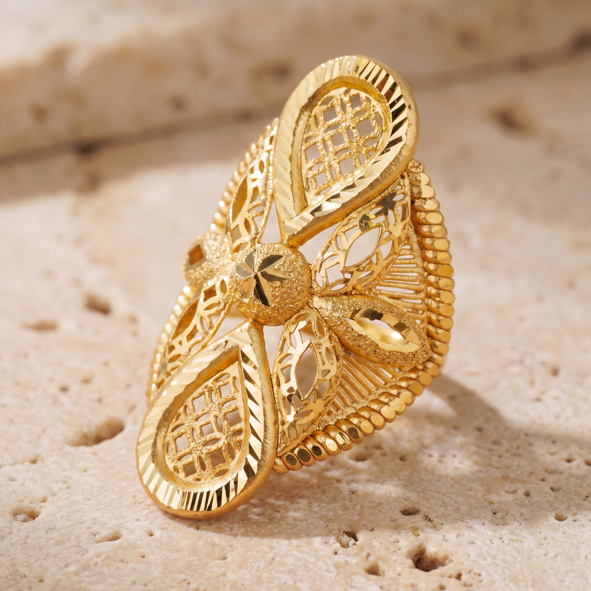 3D RP Rings (D291) on travertine