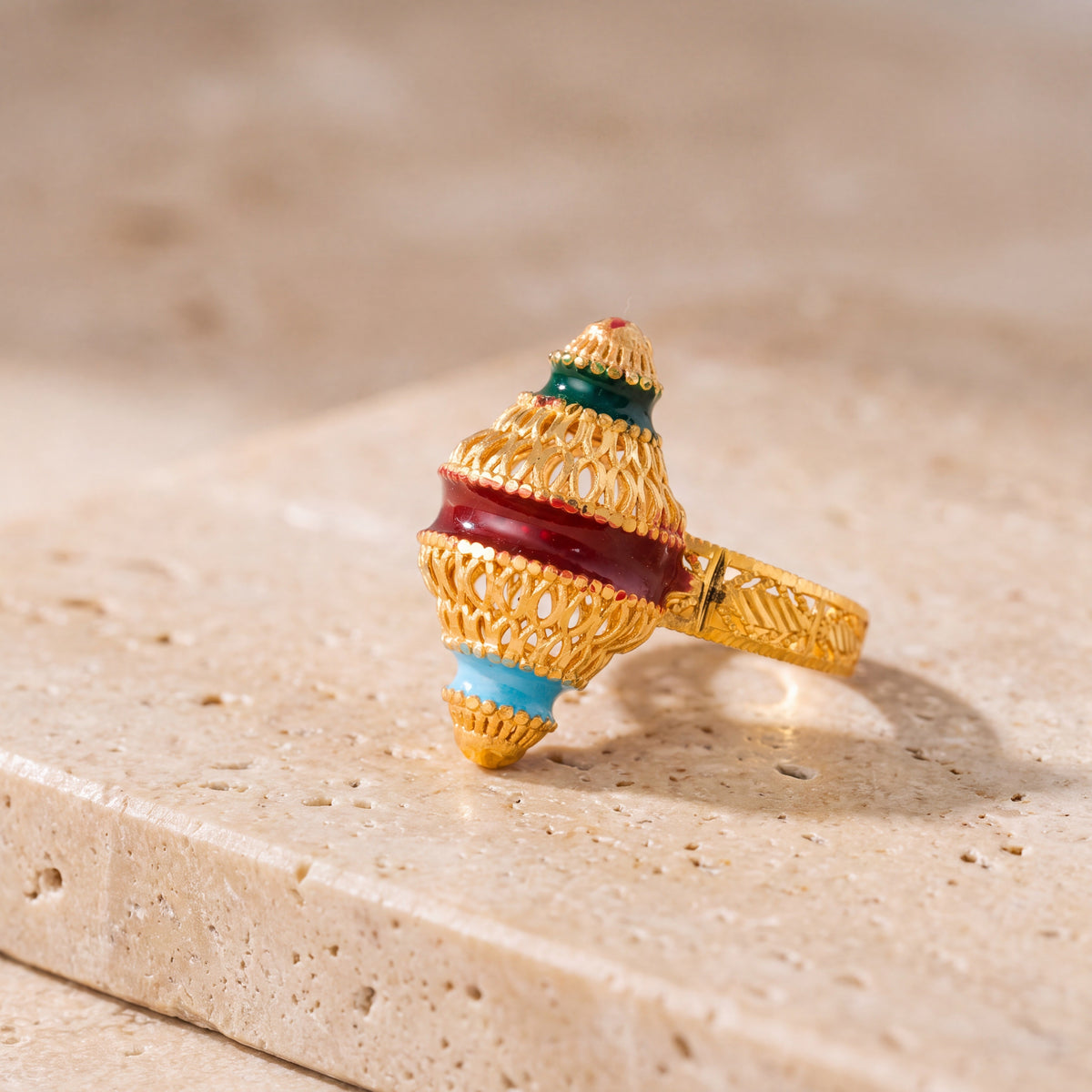 3D RP Rings (D3) Mina on travertine