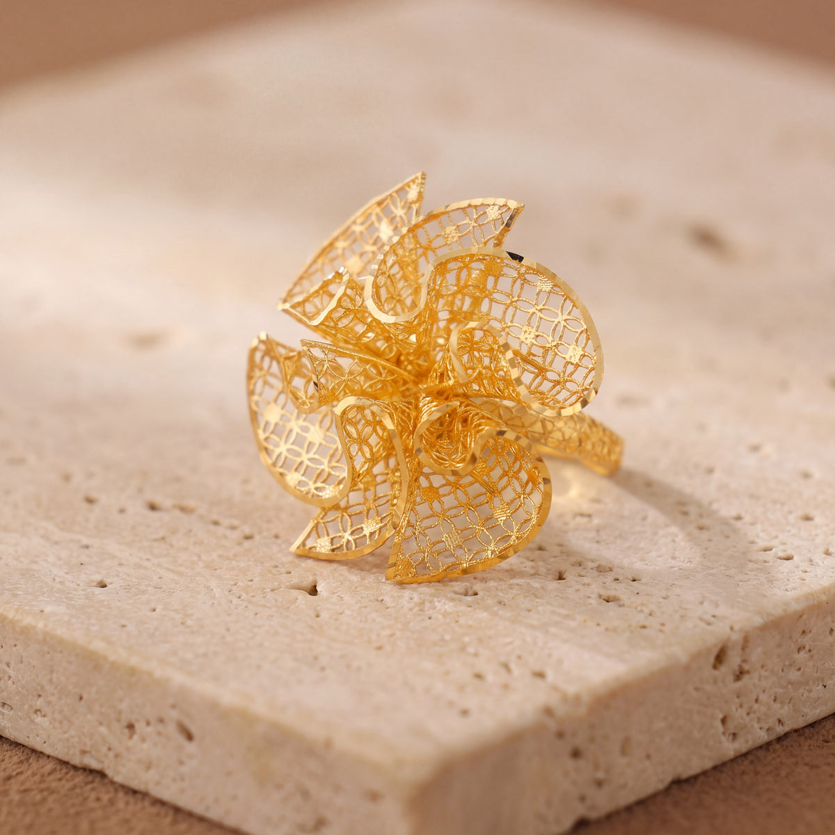 3D RP Rings (D325) on travertine