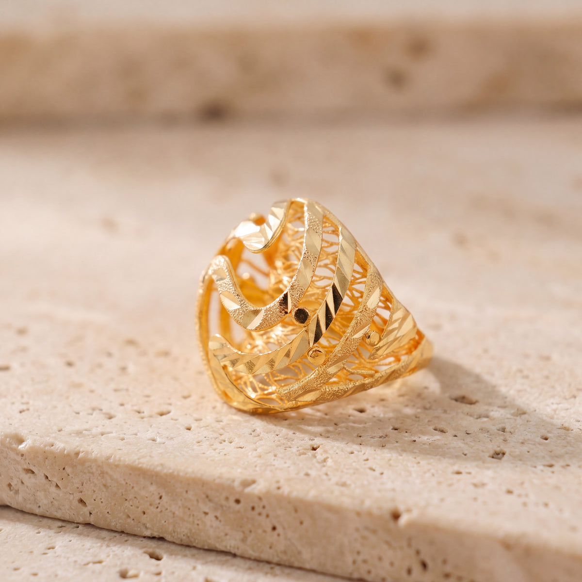 3D RP Rings (D329) on travertine