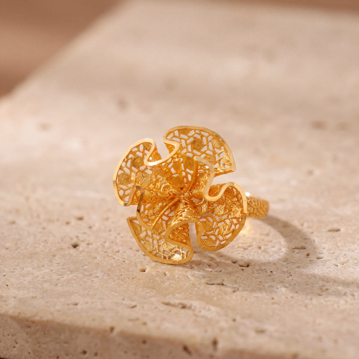 3D RP Rings (D336) on travertine