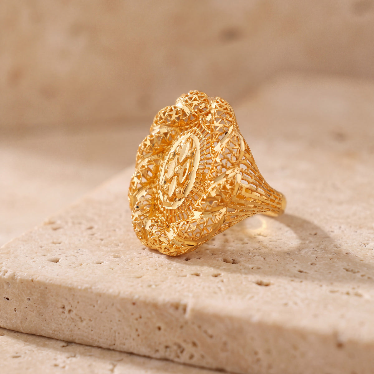 3D RP Rings (D340) on travertine