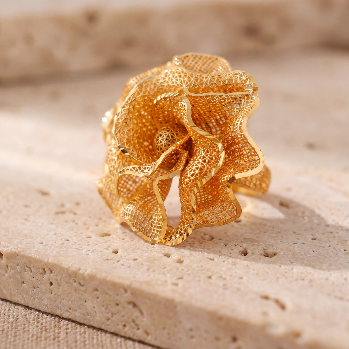 3D RP Rings (D346) on travertine