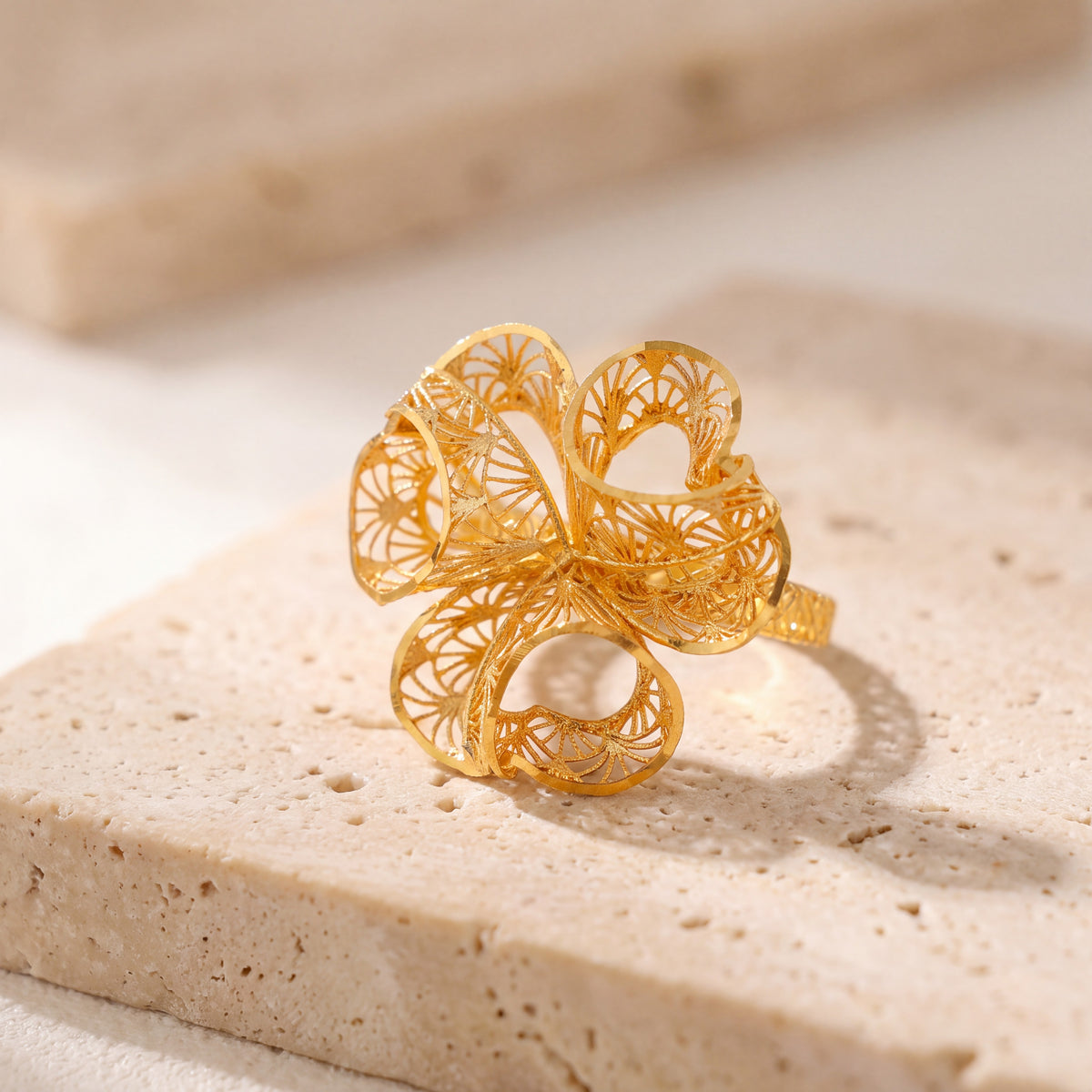 3D RP Rings (D348) on travertine