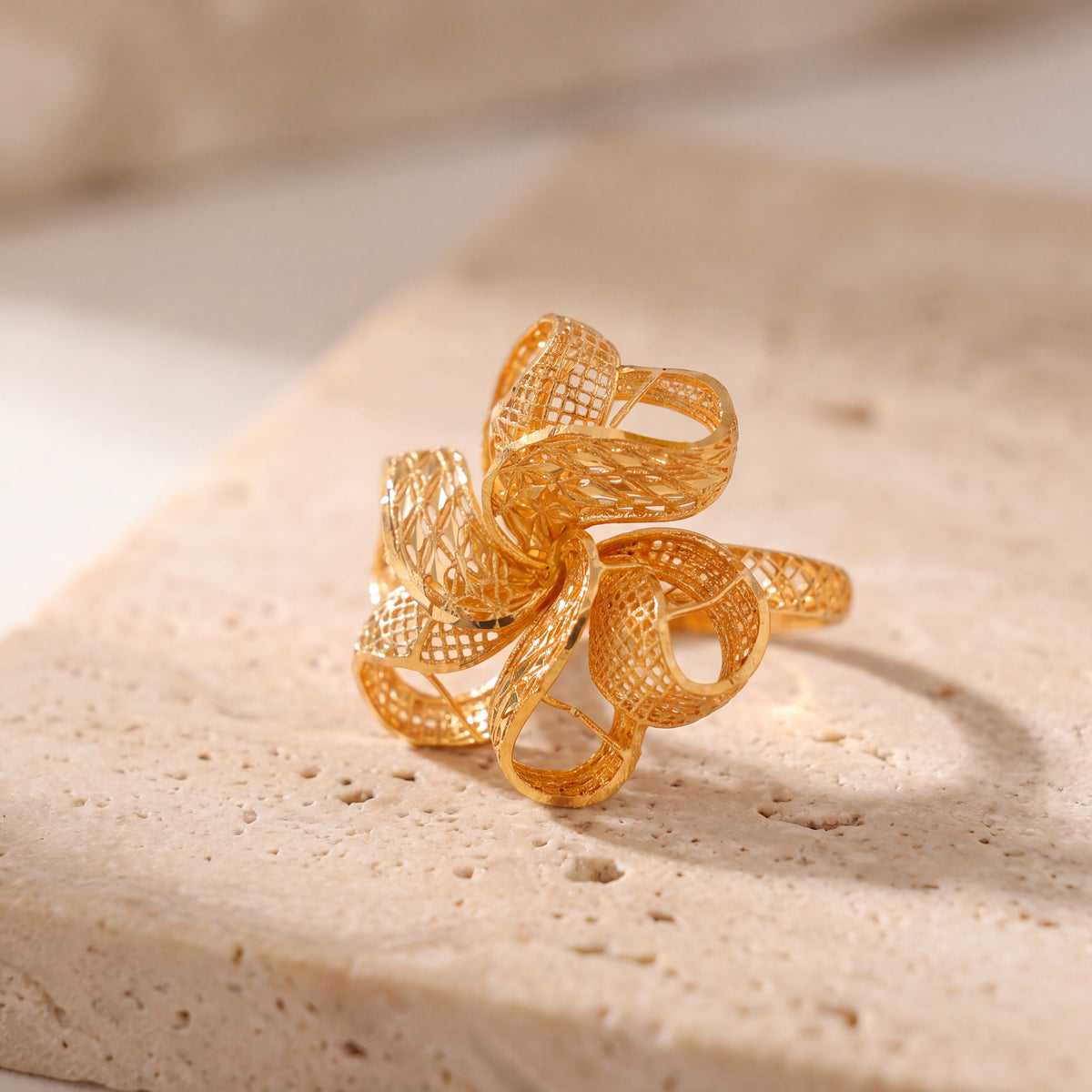 3D RP Rings (D353) on travertine