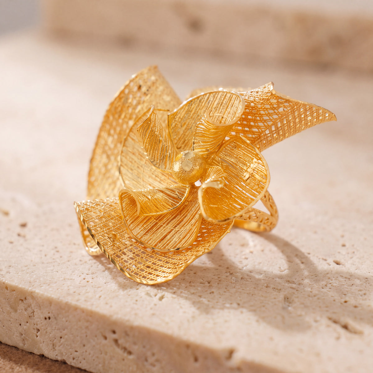 3D RP Rings (D357) on travertine