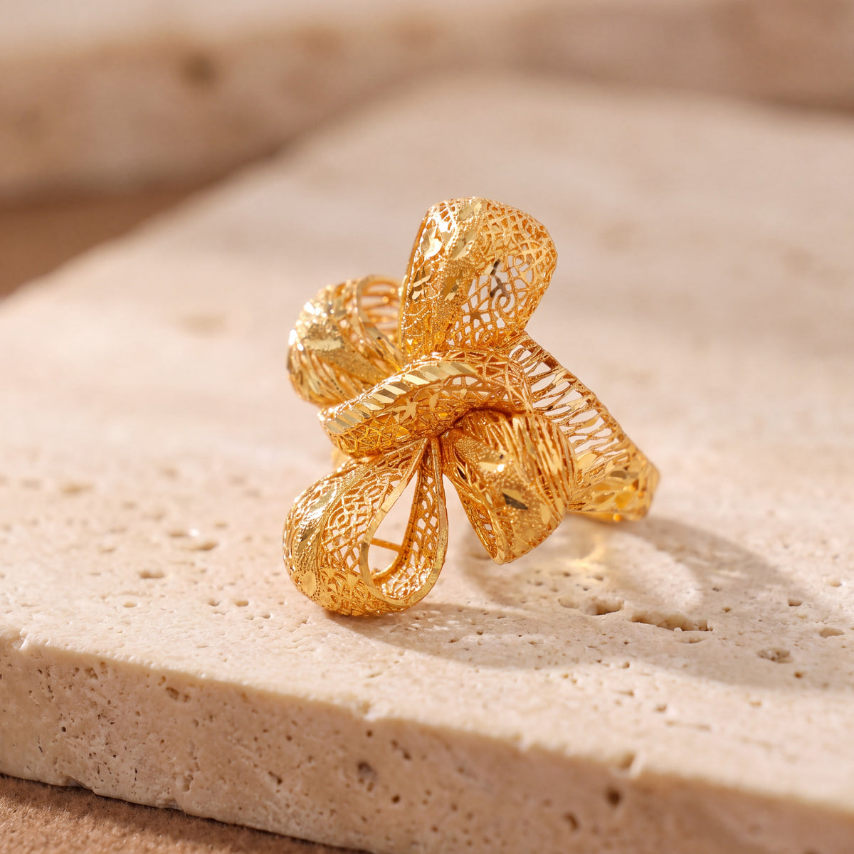3D RP Rings (D372) on travertine
