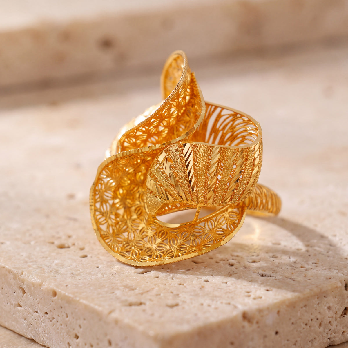 3D RP Rings (D373) on travertine