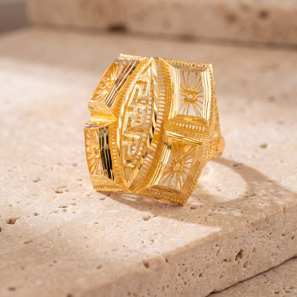 3D RP Rings (D375) on travertine