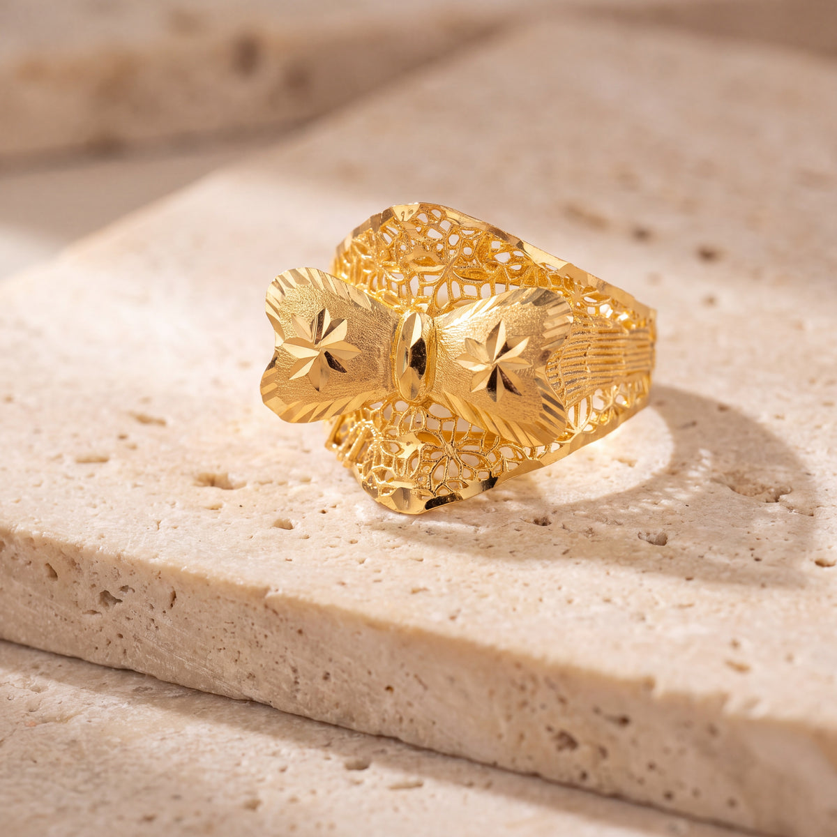 3D RP Rings (D384) on travertine