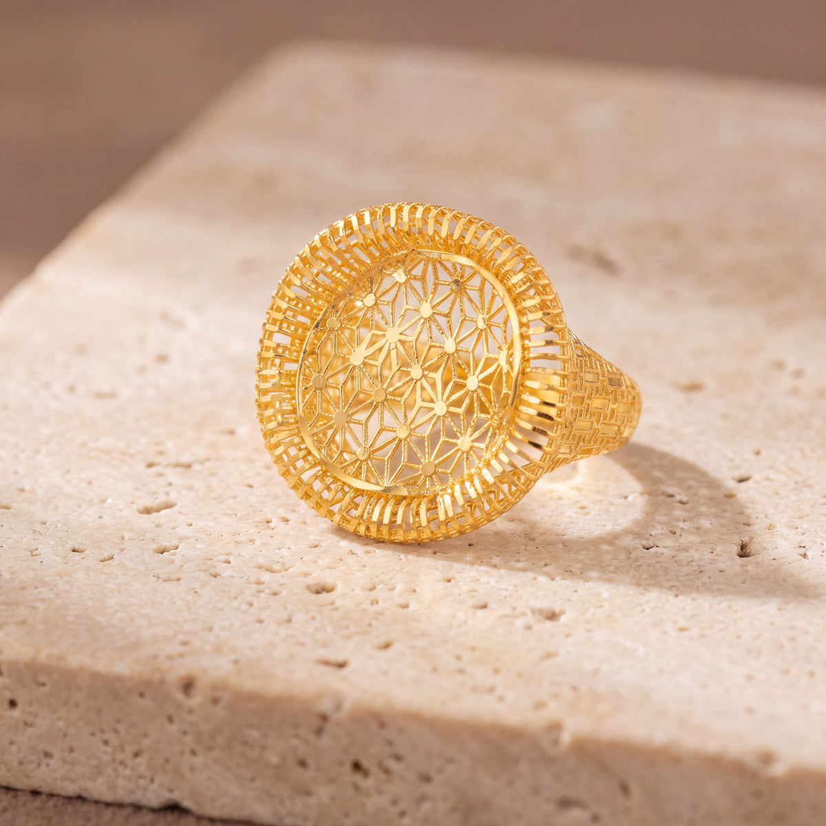 3D RP Rings (D410) on travertine