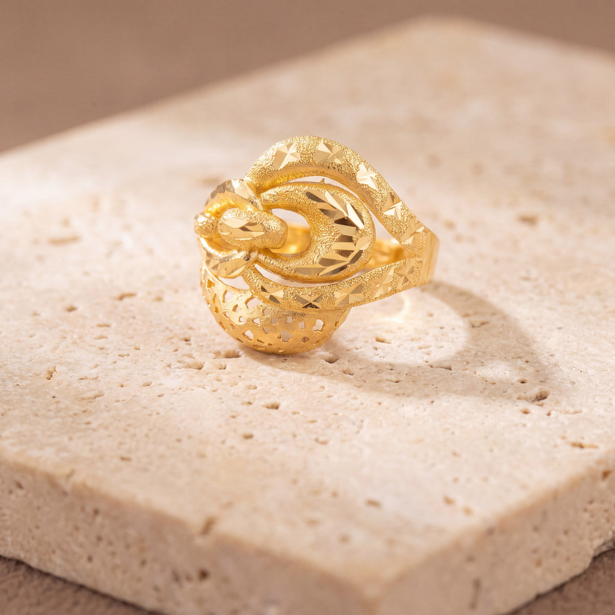 3D RP Rings (D470) on travertine