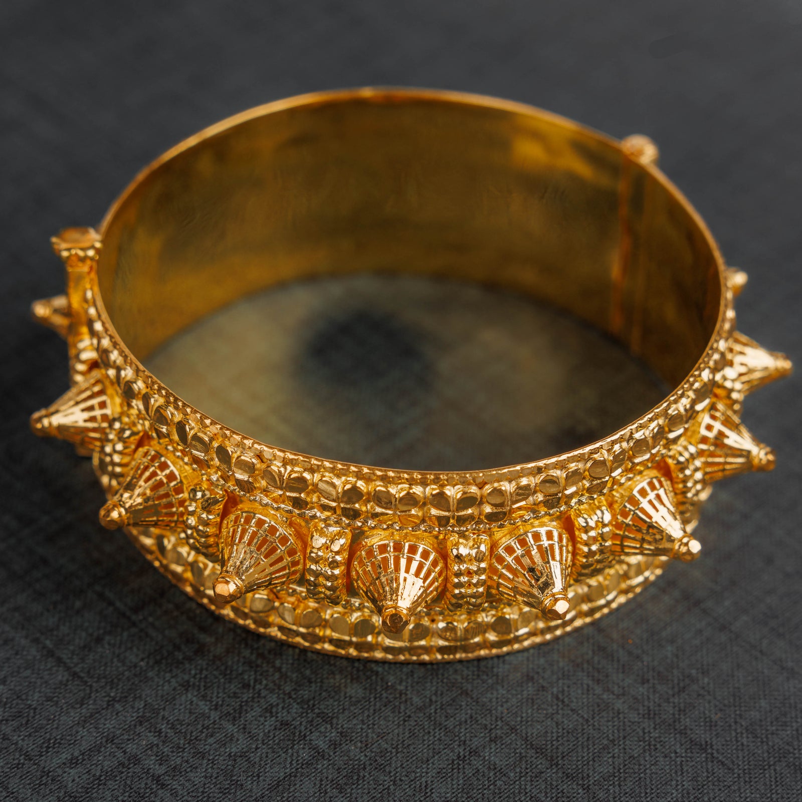 Mushawak Bangle (D2) -  Silver 925 & Gold Plated