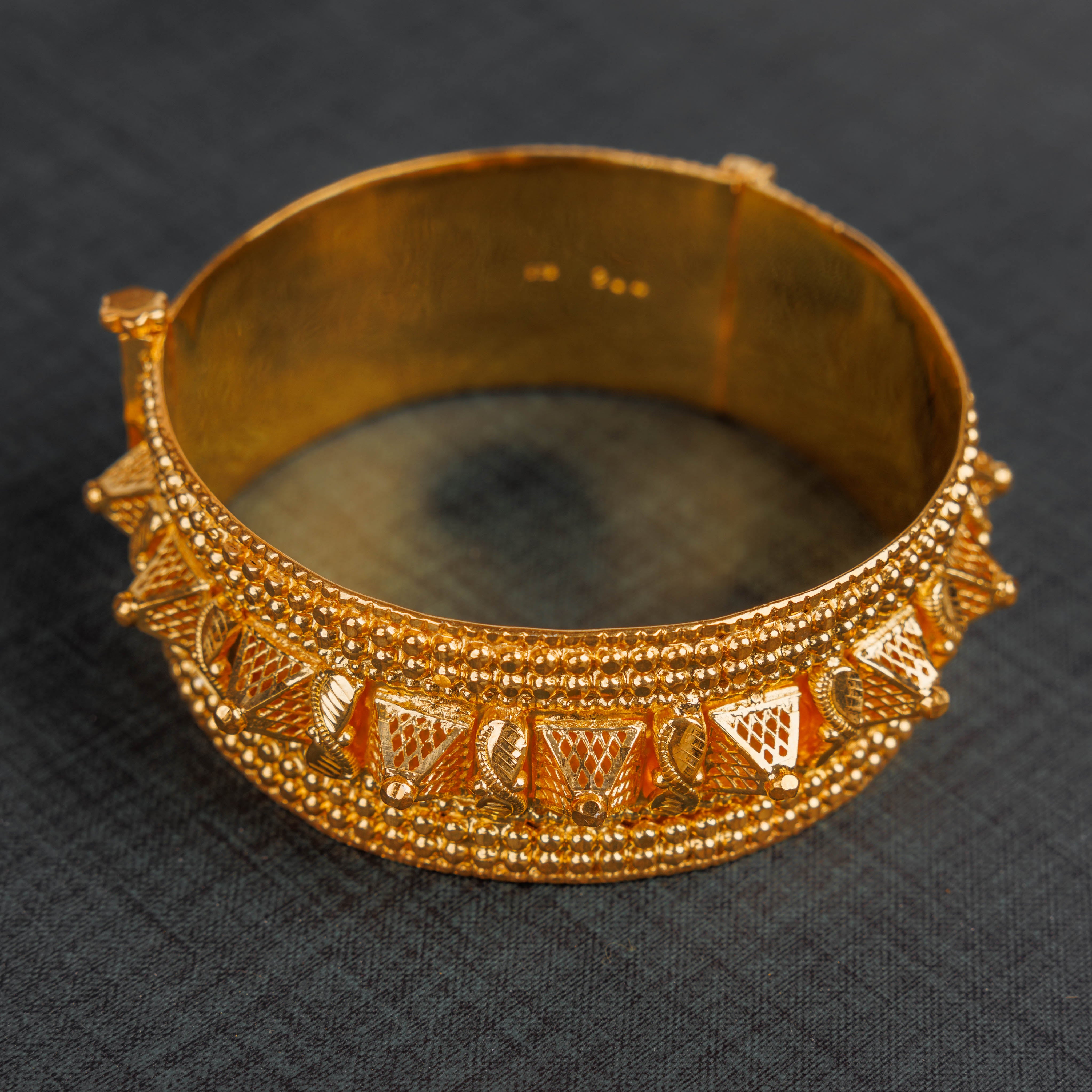 Mushawak Bangle (D28) - Silver 925 & Gold Plated