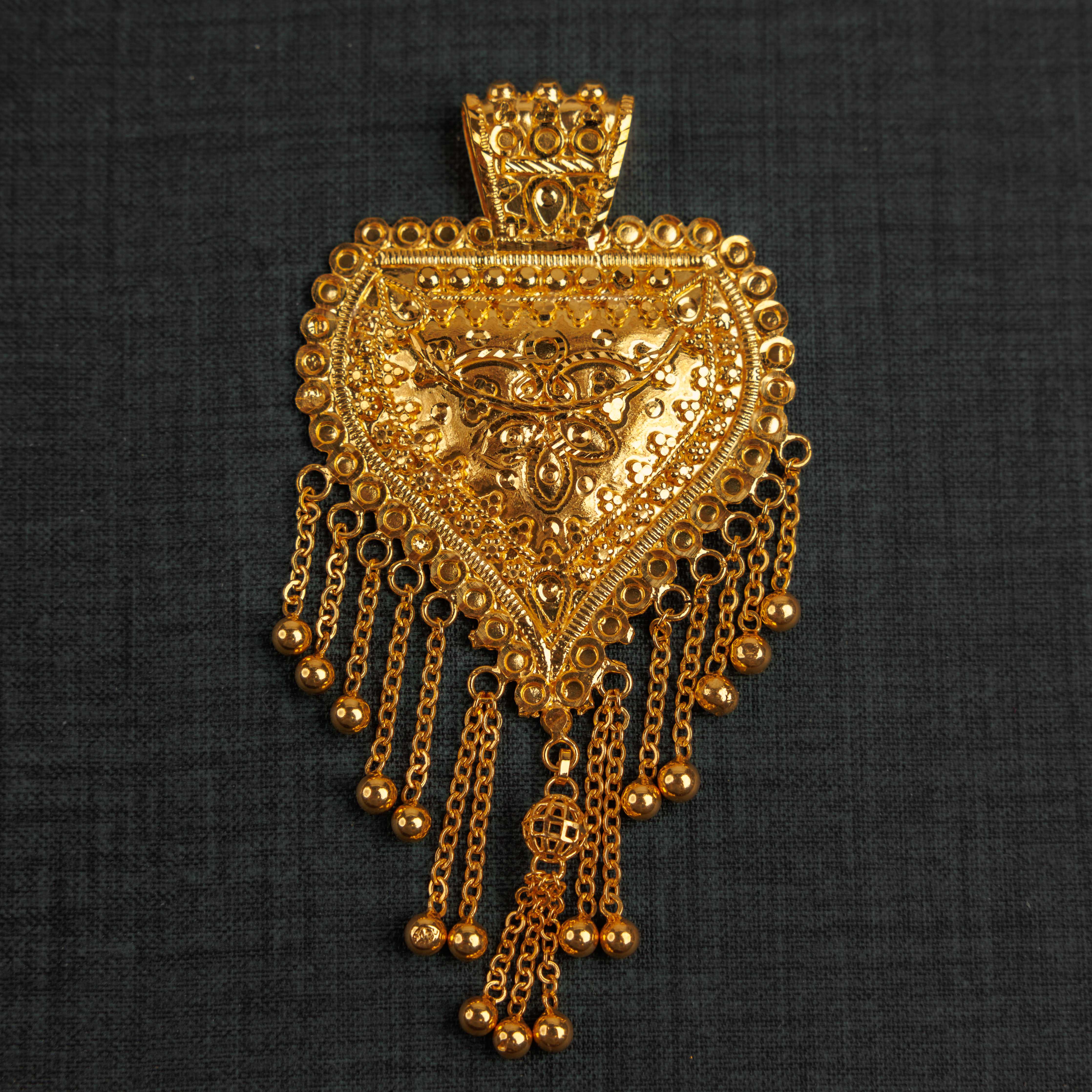 المعلقات التقليدية (D23) - Silver 925 و Gold Plated