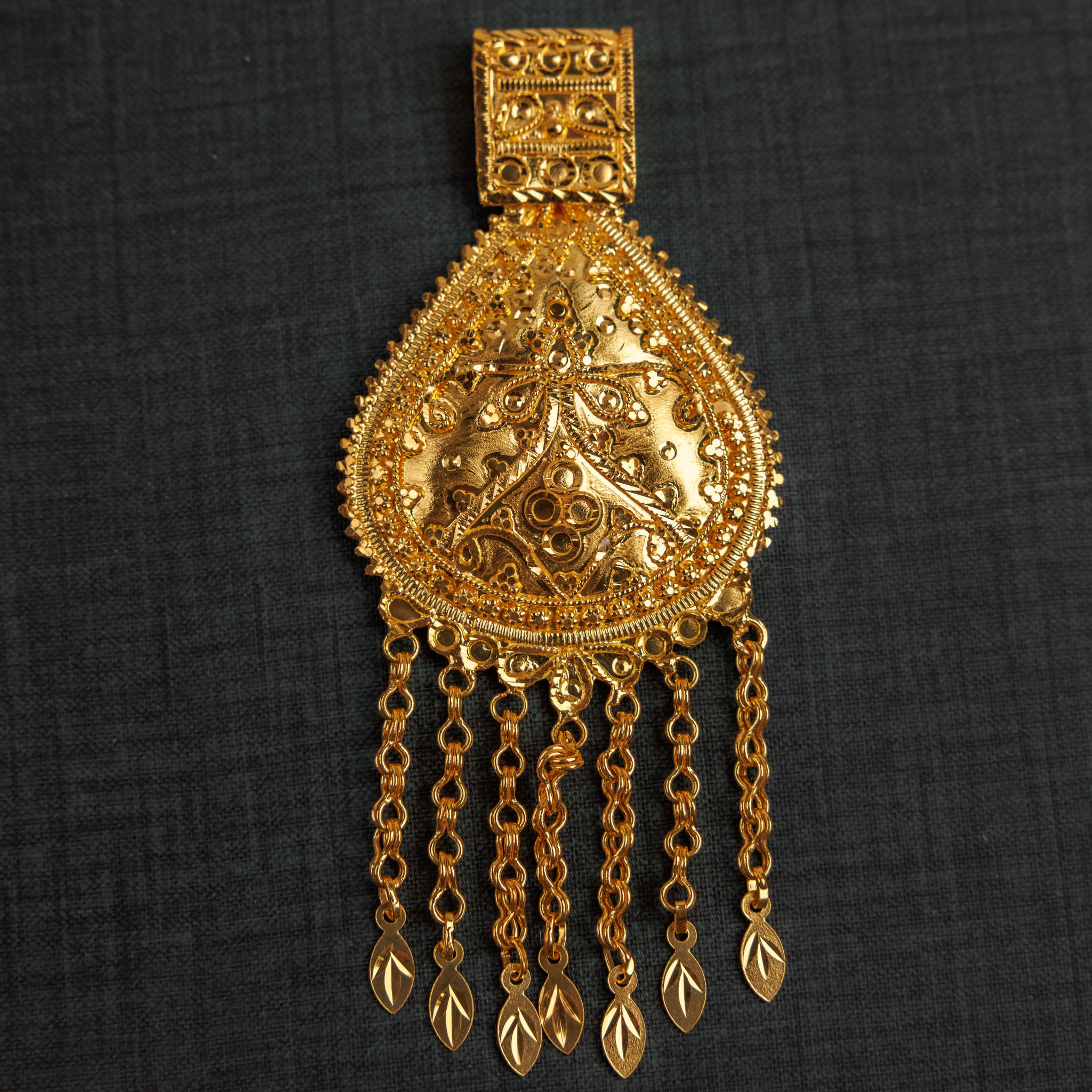 Traditional Pendants (D26) - Silver 925 & Gold Plated