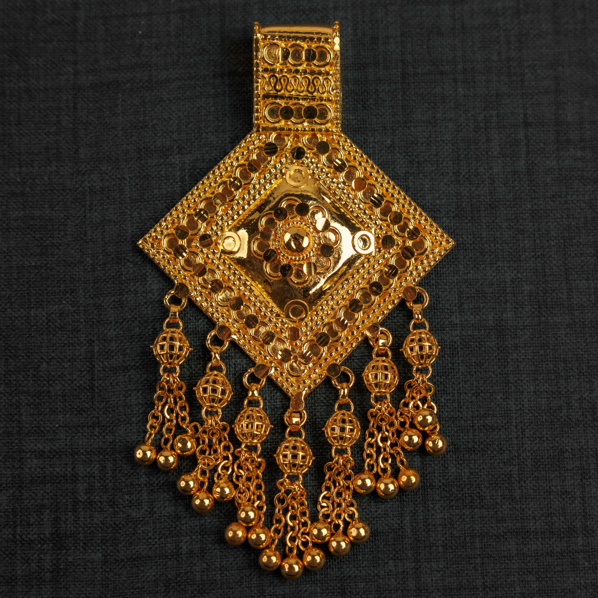 Traditional Pendants (D30) - Silver 925 & Gold Plated