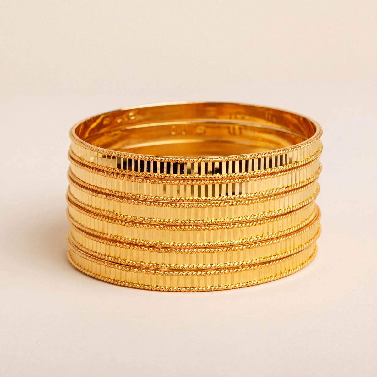 Adult's Bangles (D14-A) design detail