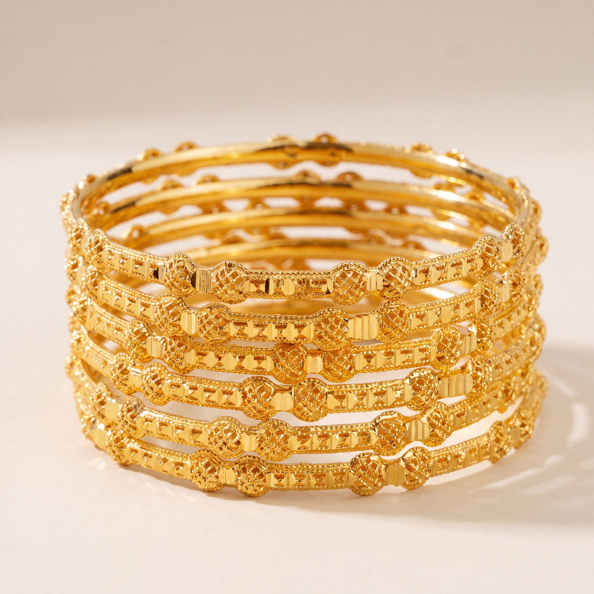 Adult's Bangles (D17-A) design detail