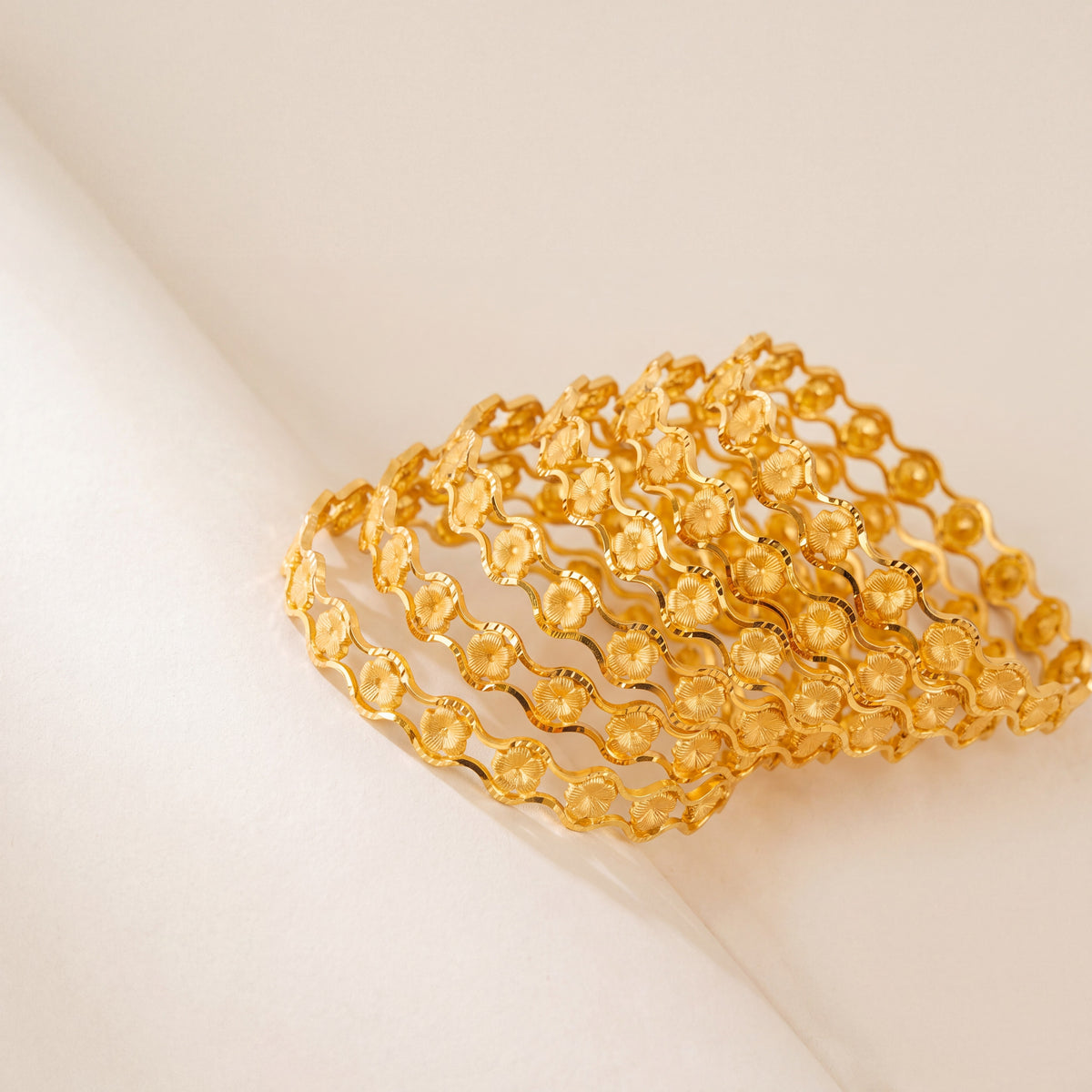 Adult's Bangles (D67-K) in 925 silver with 24K gold plating, studio photo