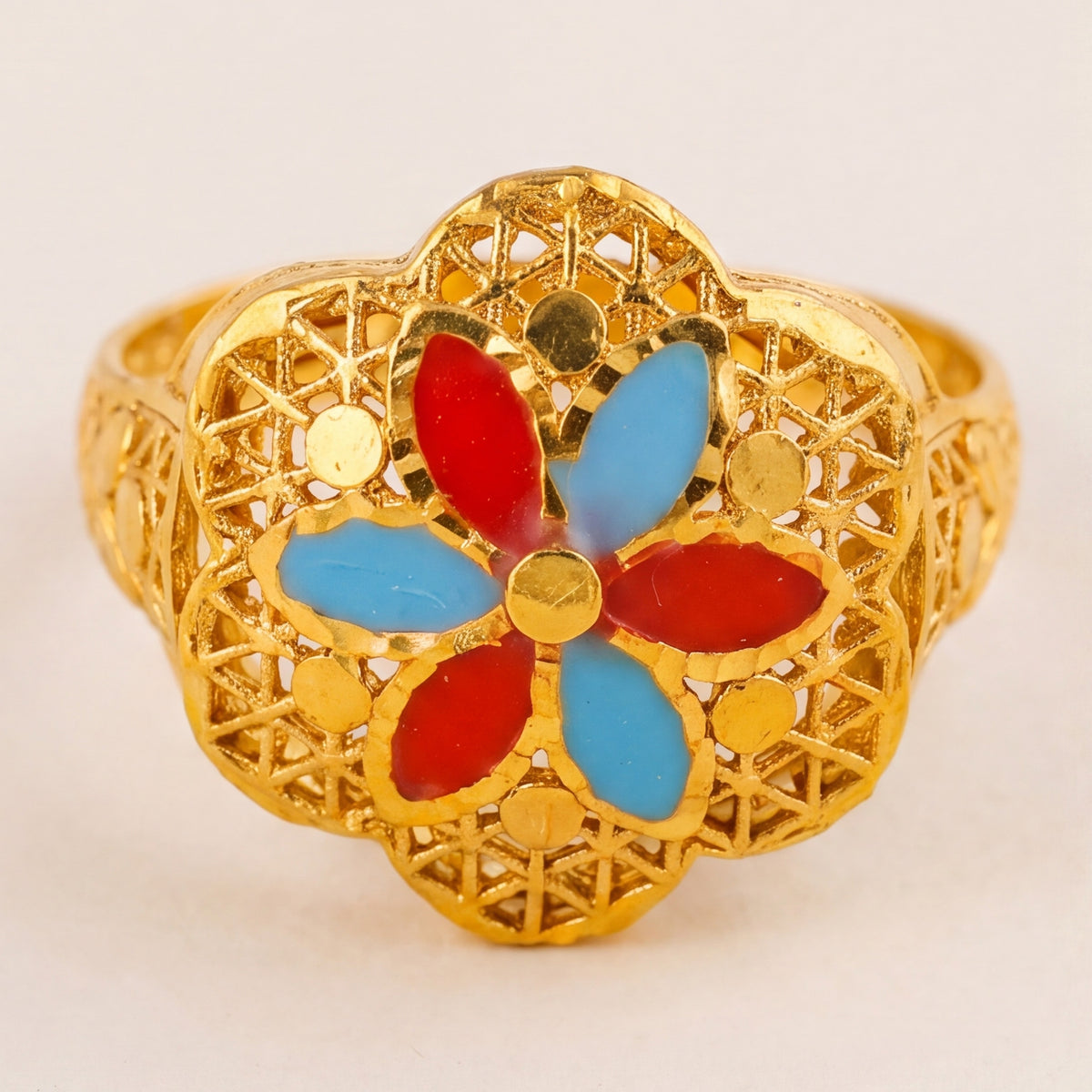 Clover Rings (D3) design detail
