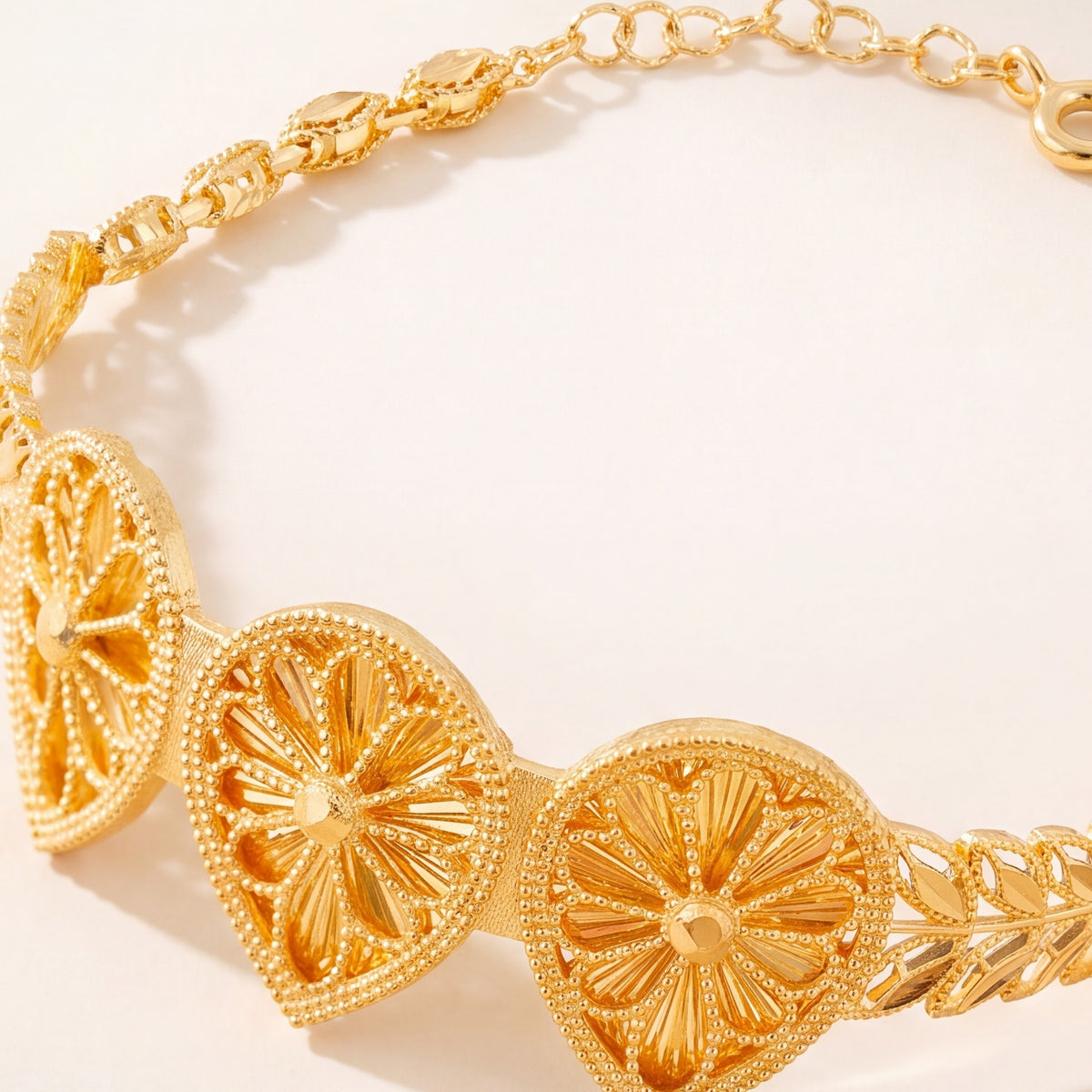 Diamond Cut Drop Cuff Bracelet (D1) design detail