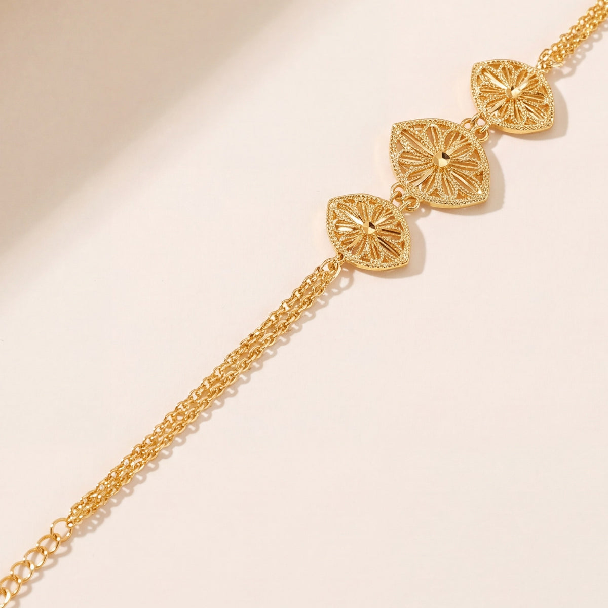 Diamond Cut Marquise Bracelet (D2) design detail