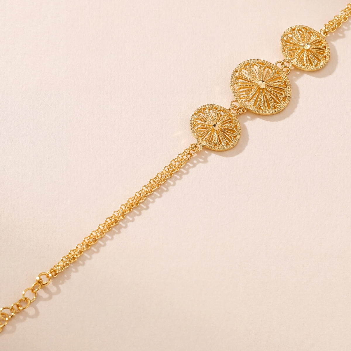 Diamond Cut Oval Bracelet (D2) design detail