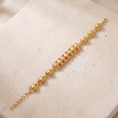 Dye cast & Chain Bracelet (D6) on travertine