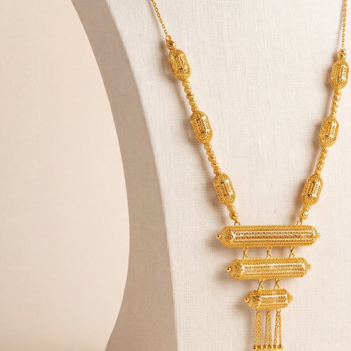 3 Step Mala Necklace 24 design detail
